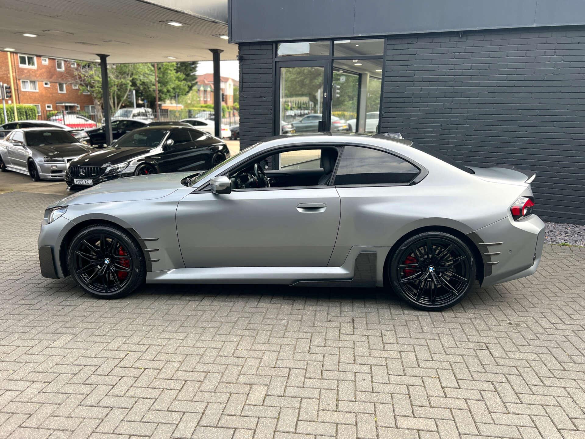 BMW M2 view 16