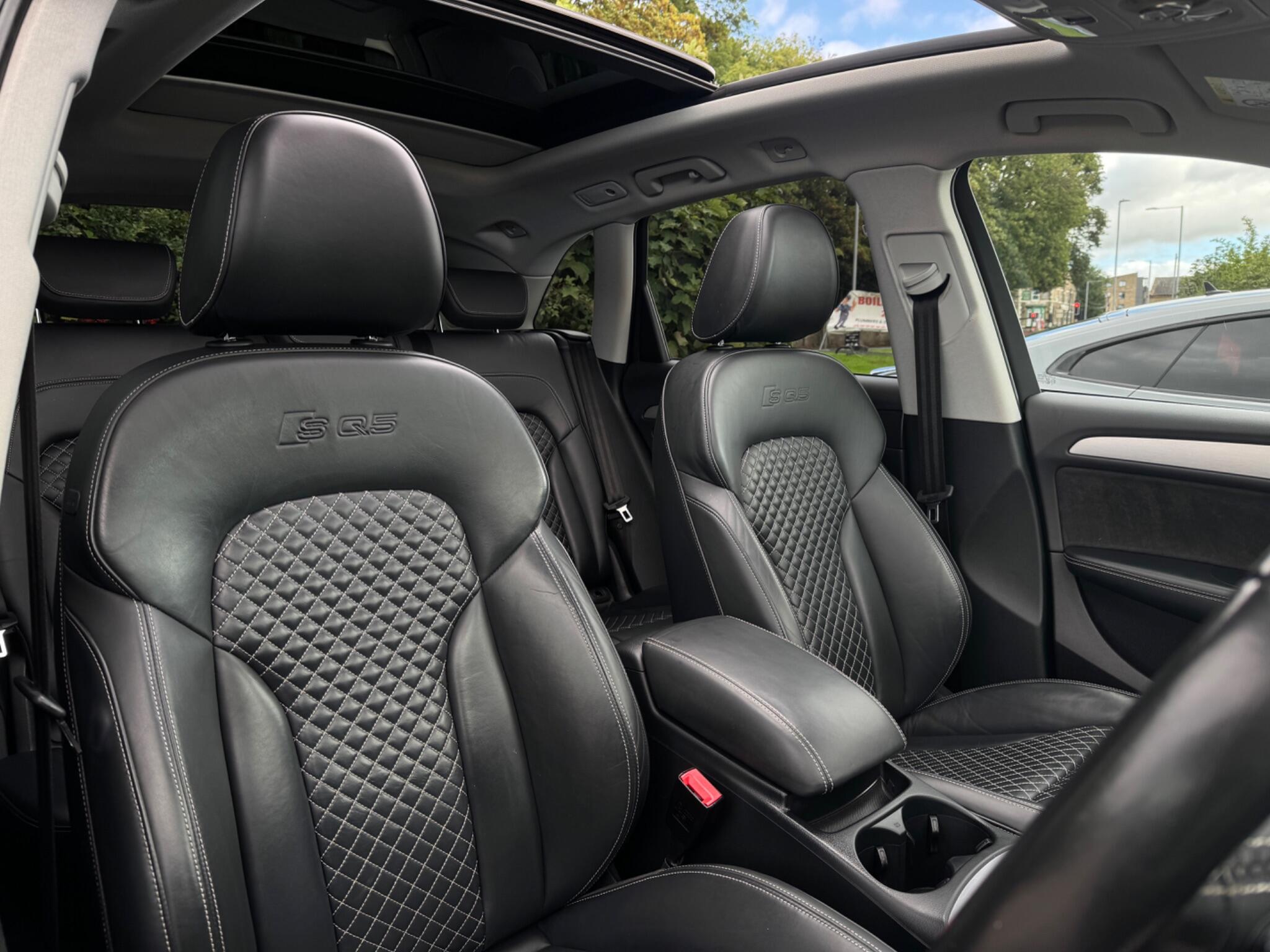 Audi SQ5 view 20