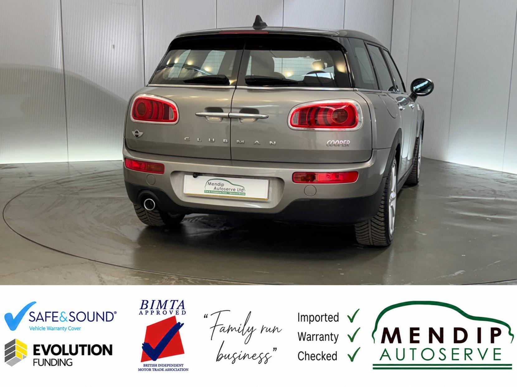Mini Clubman view 22