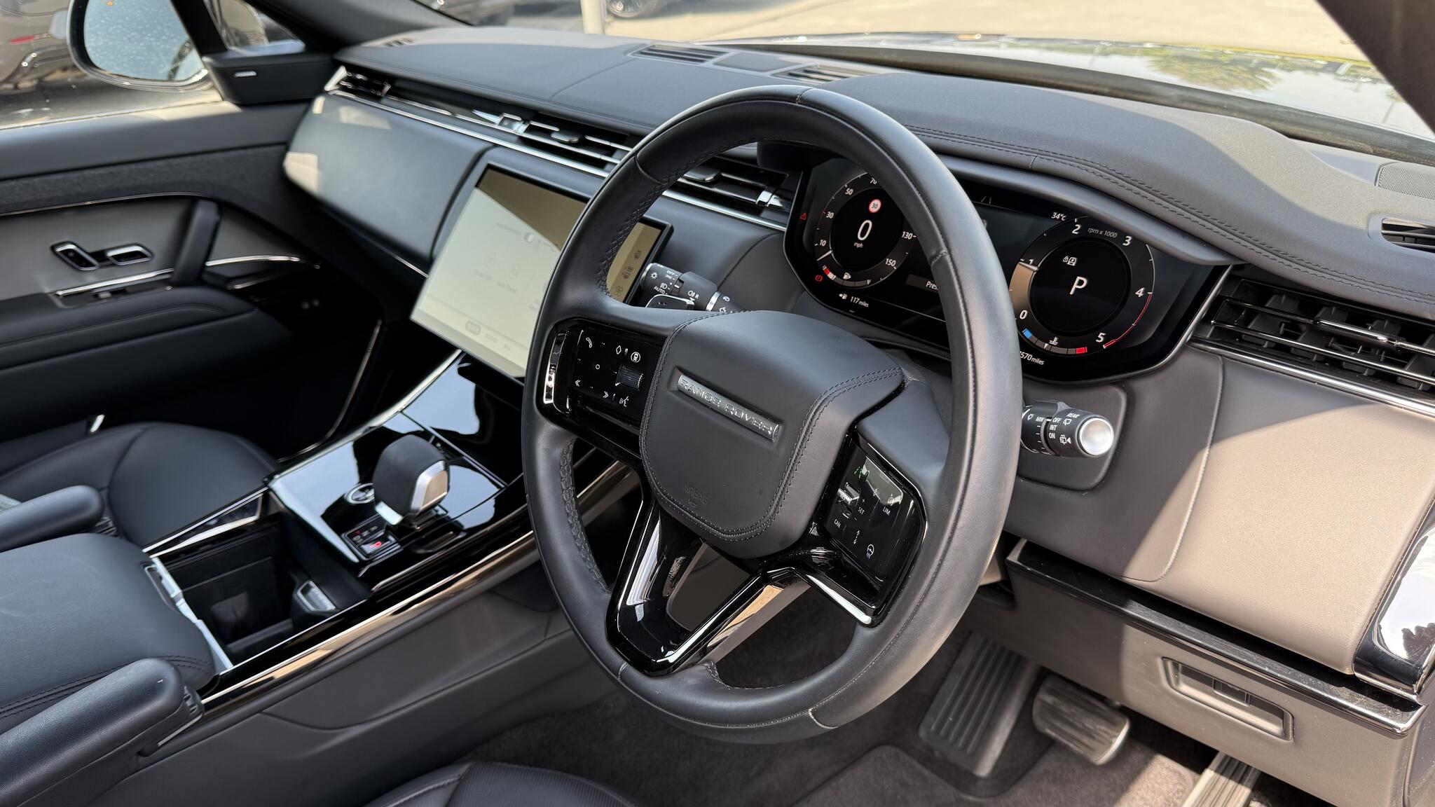 Land Rover Range Rover Sport view 31