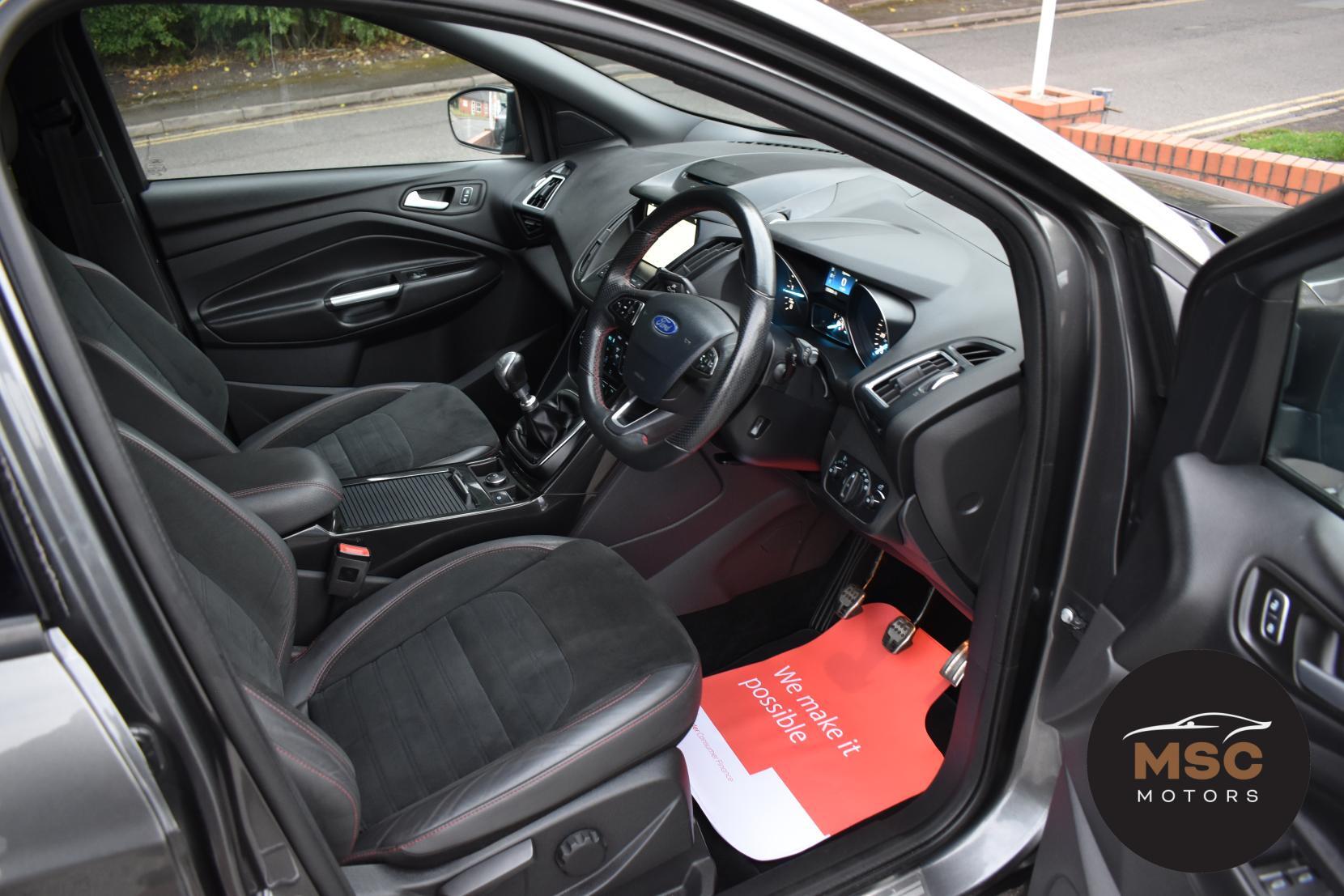 Ford Kuga view 31
