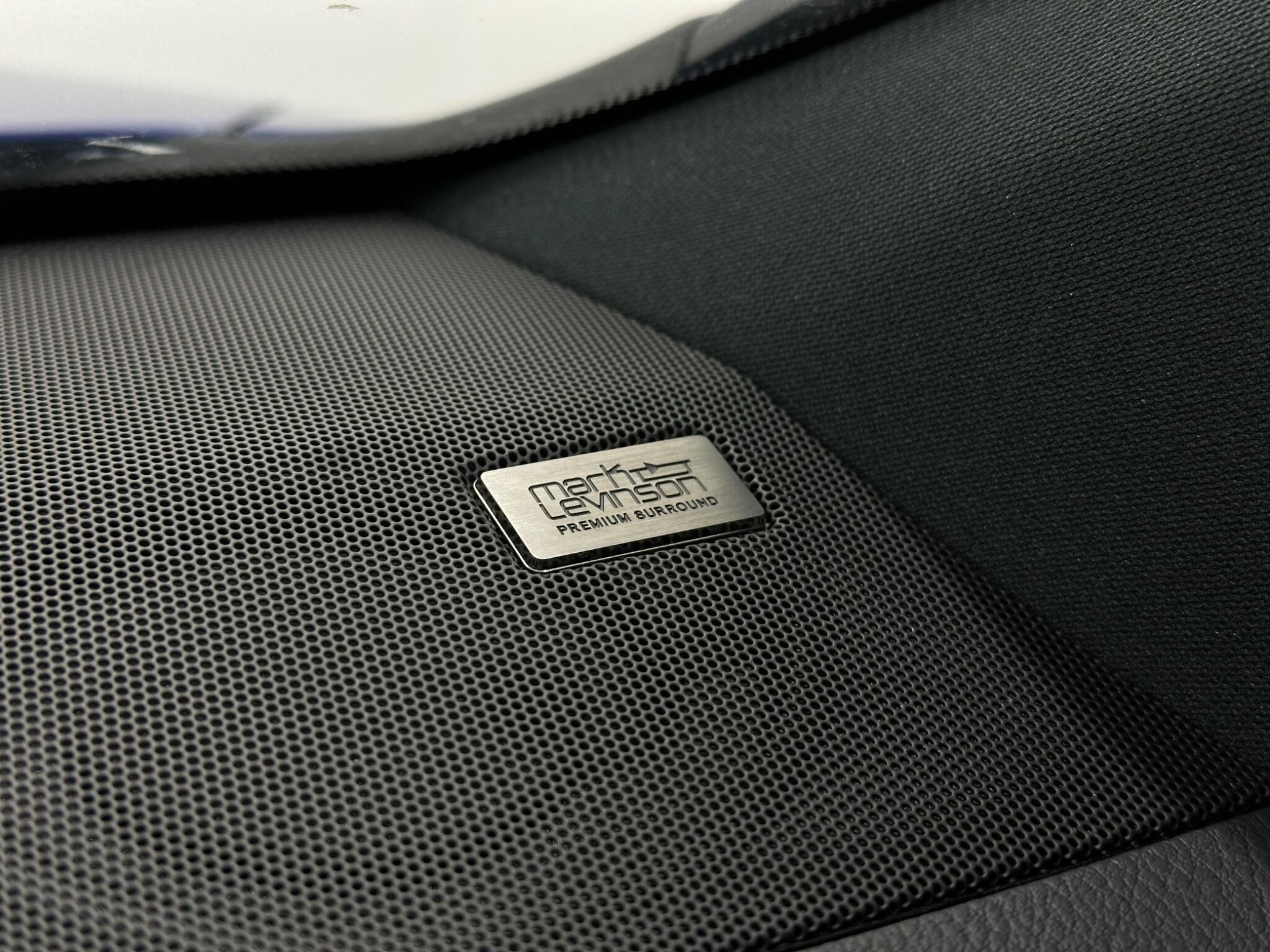 Lexus NX view 21