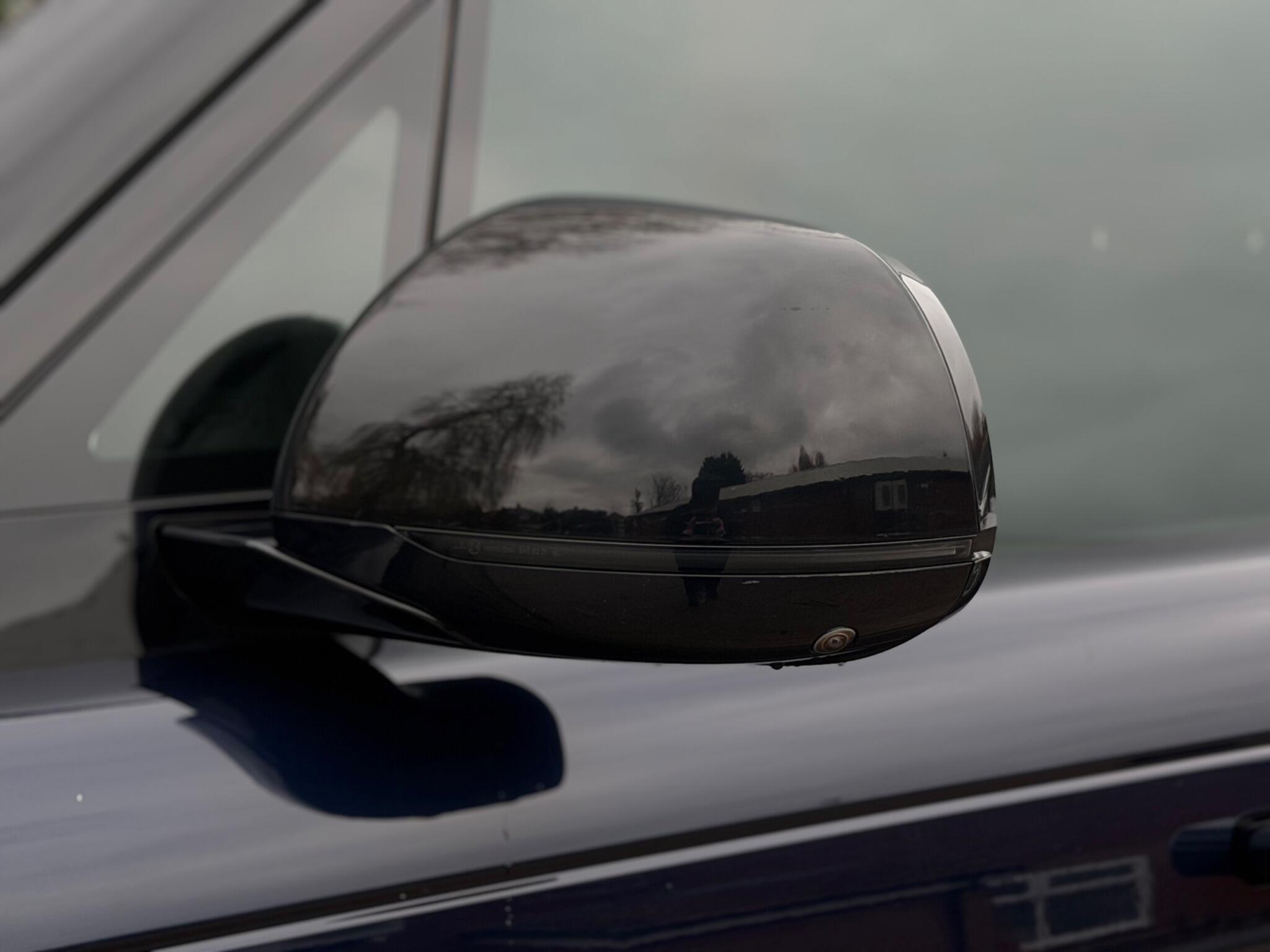 Land Rover Range Rover view 64