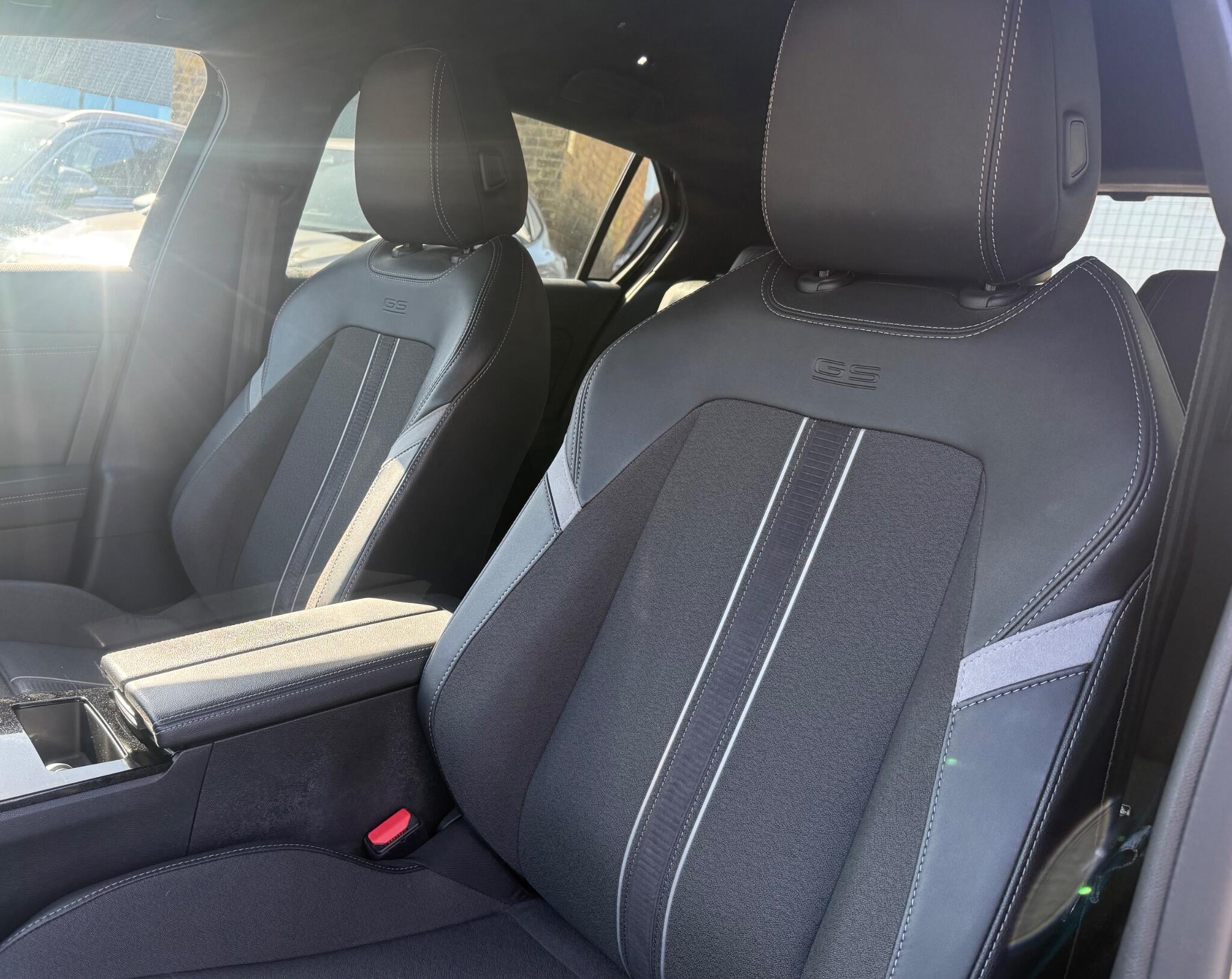 Vauxhall Astra view 17