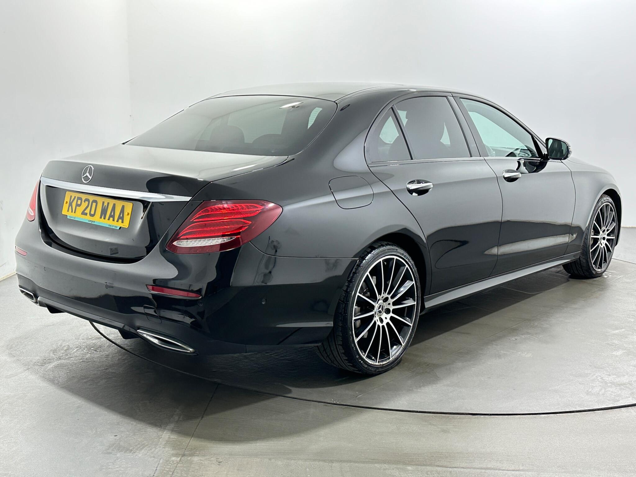 Mercedes-Benz E-Class view 8