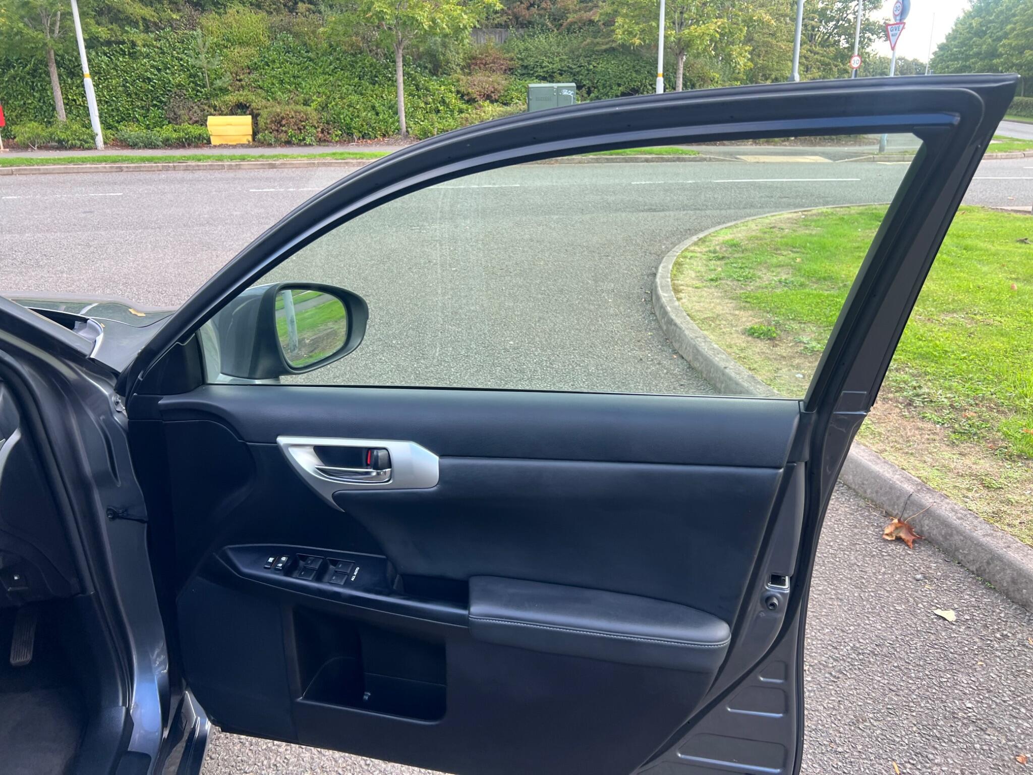 Lexus CT view 22