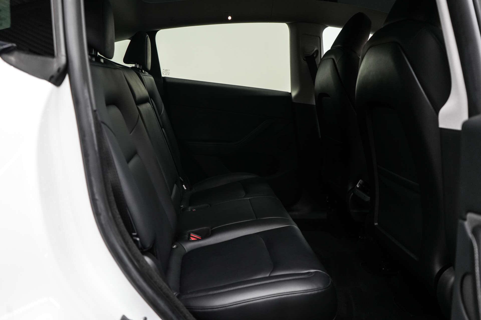 Tesla Model Y view 22