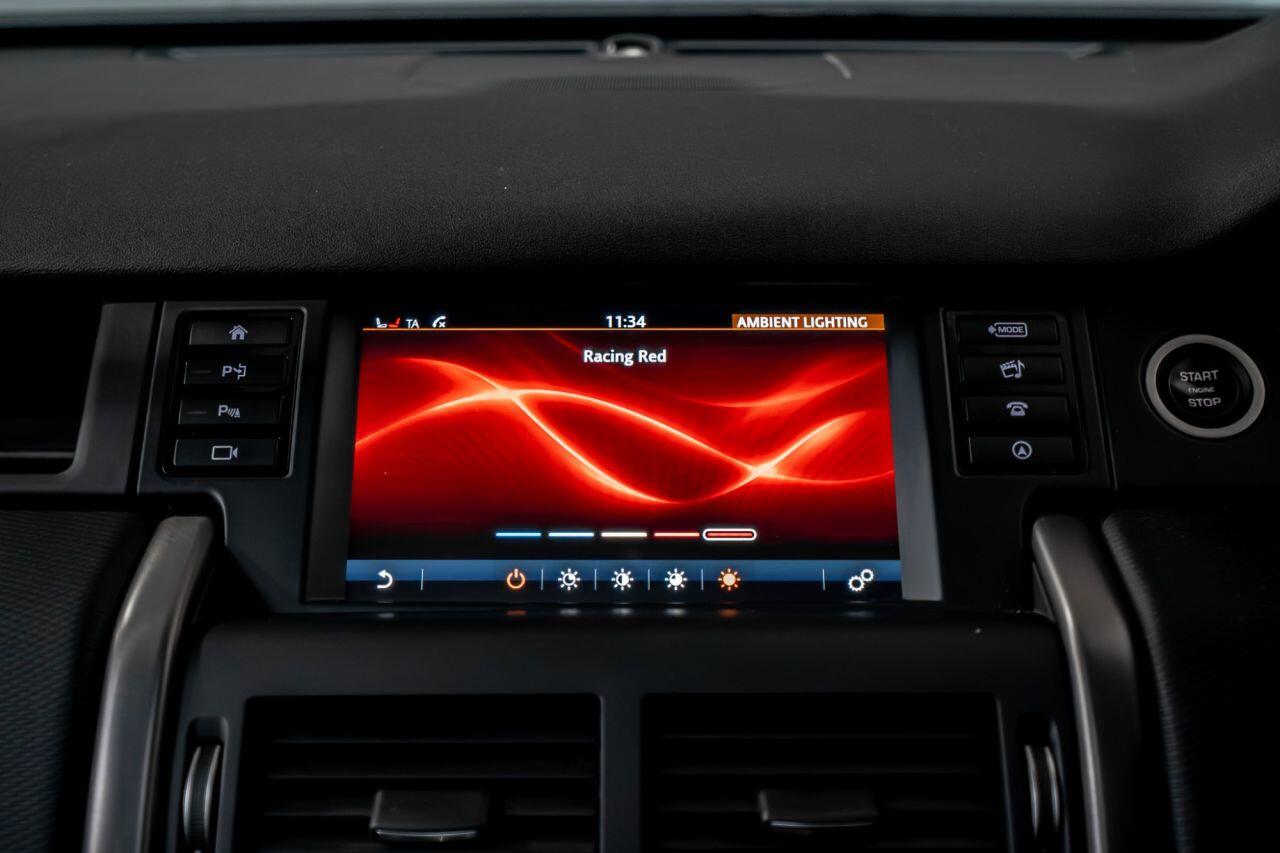 Land Rover Discovery Sport view 35