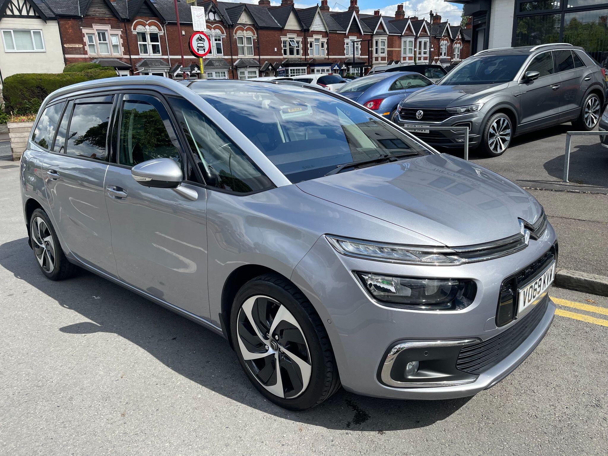 Citroen Grand C4 Spacetourer view 4