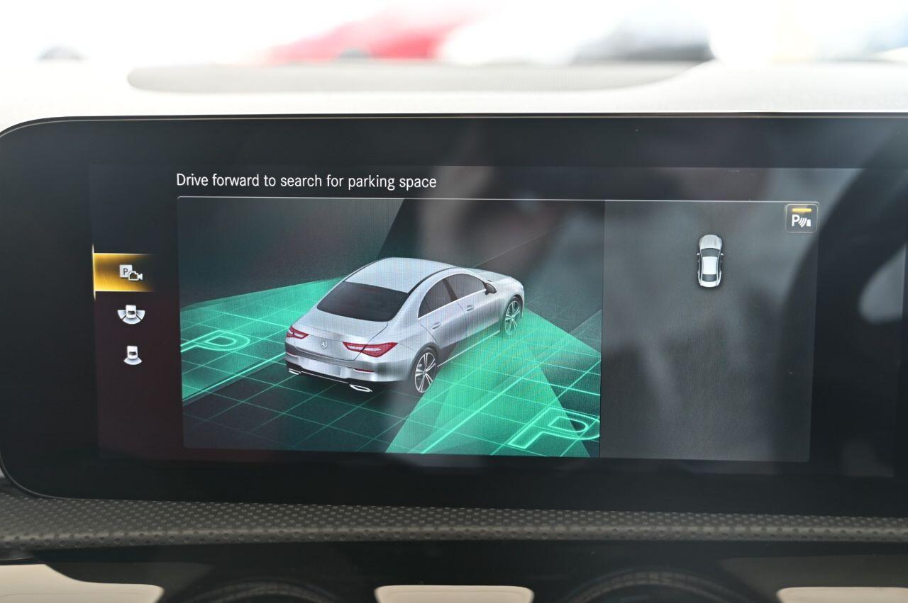 Mercedes-Benz Cla view 29
