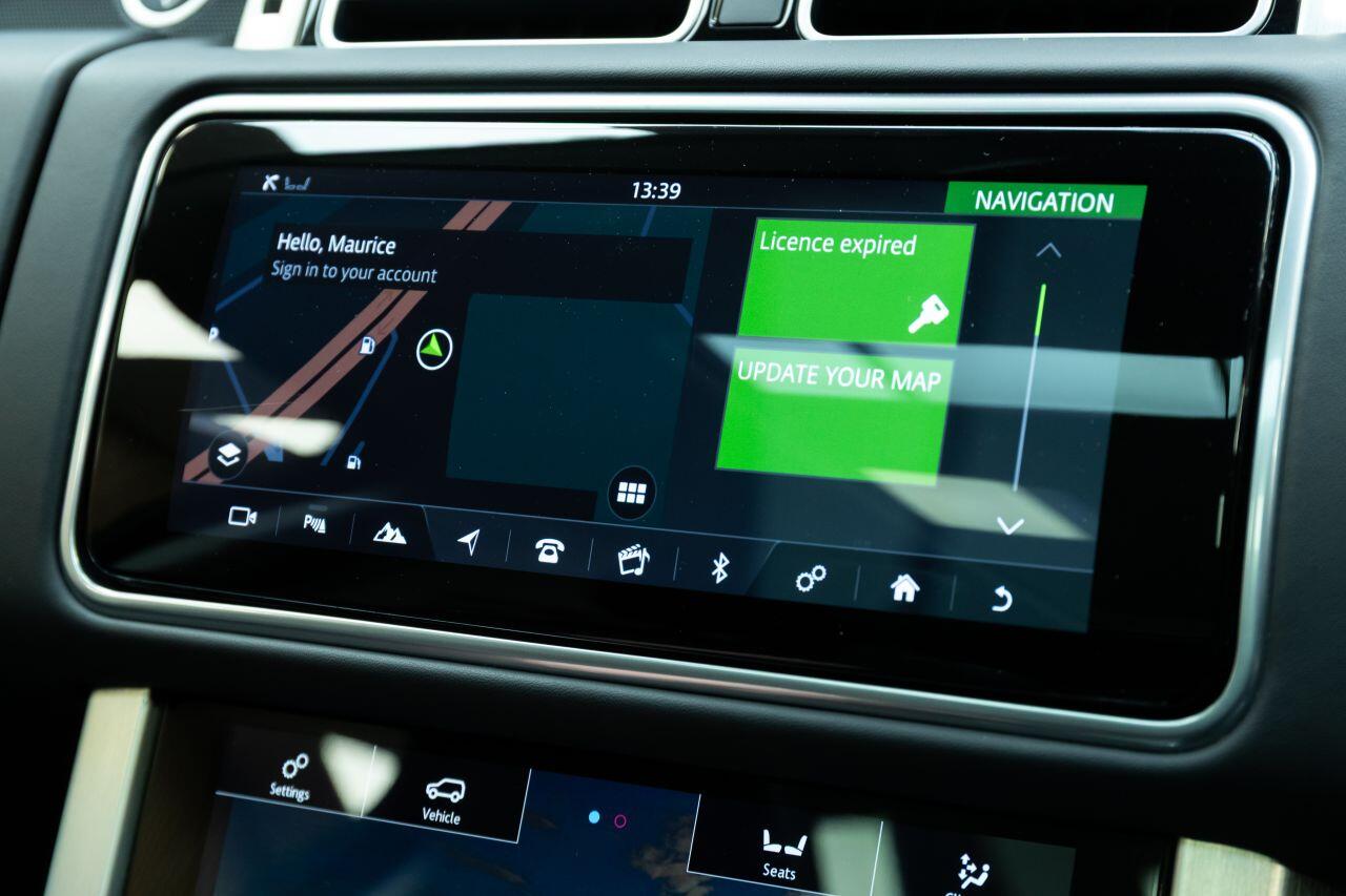 Land Rover Range Rover view 27