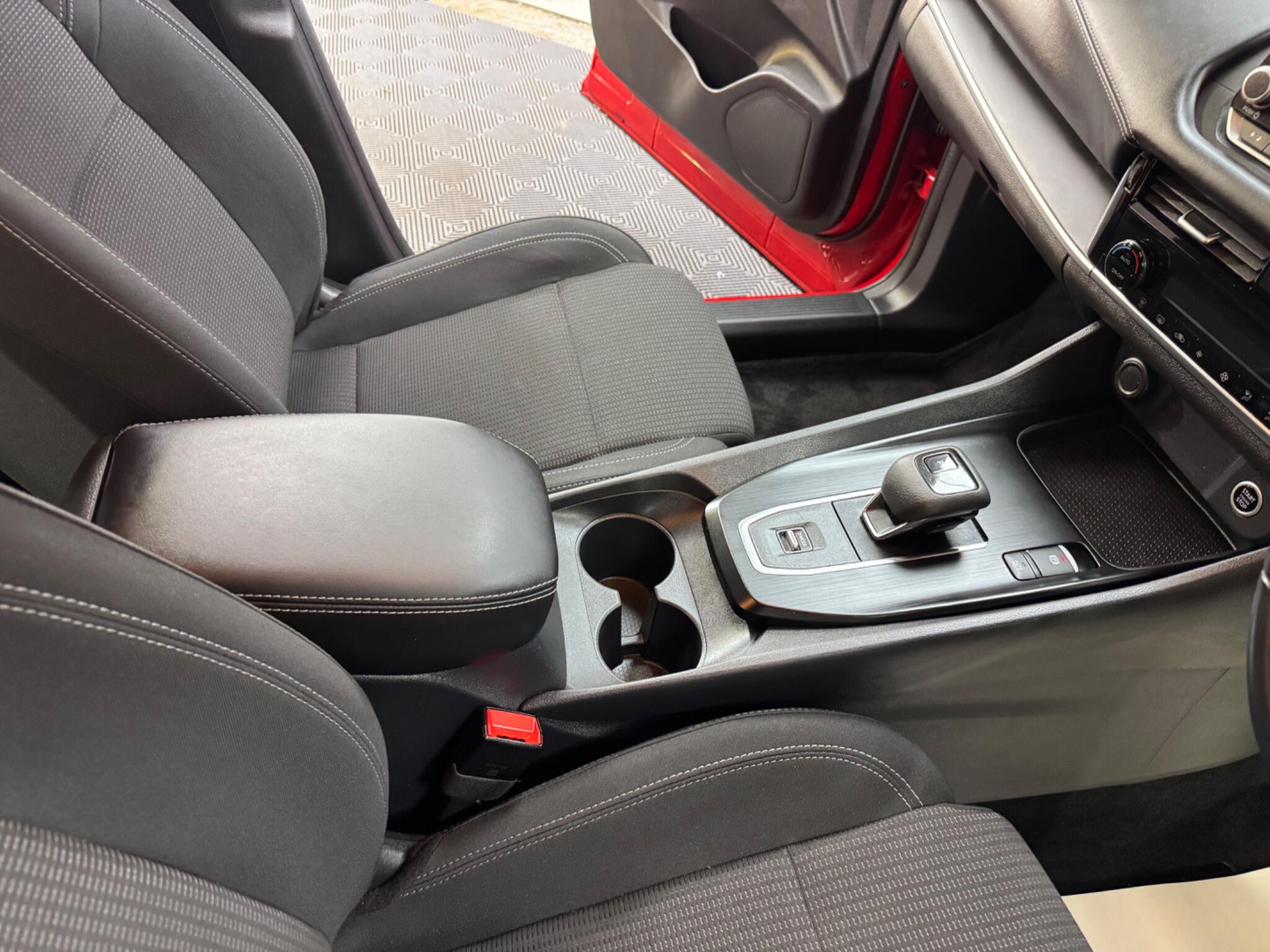 Nissan Qashqai view 28