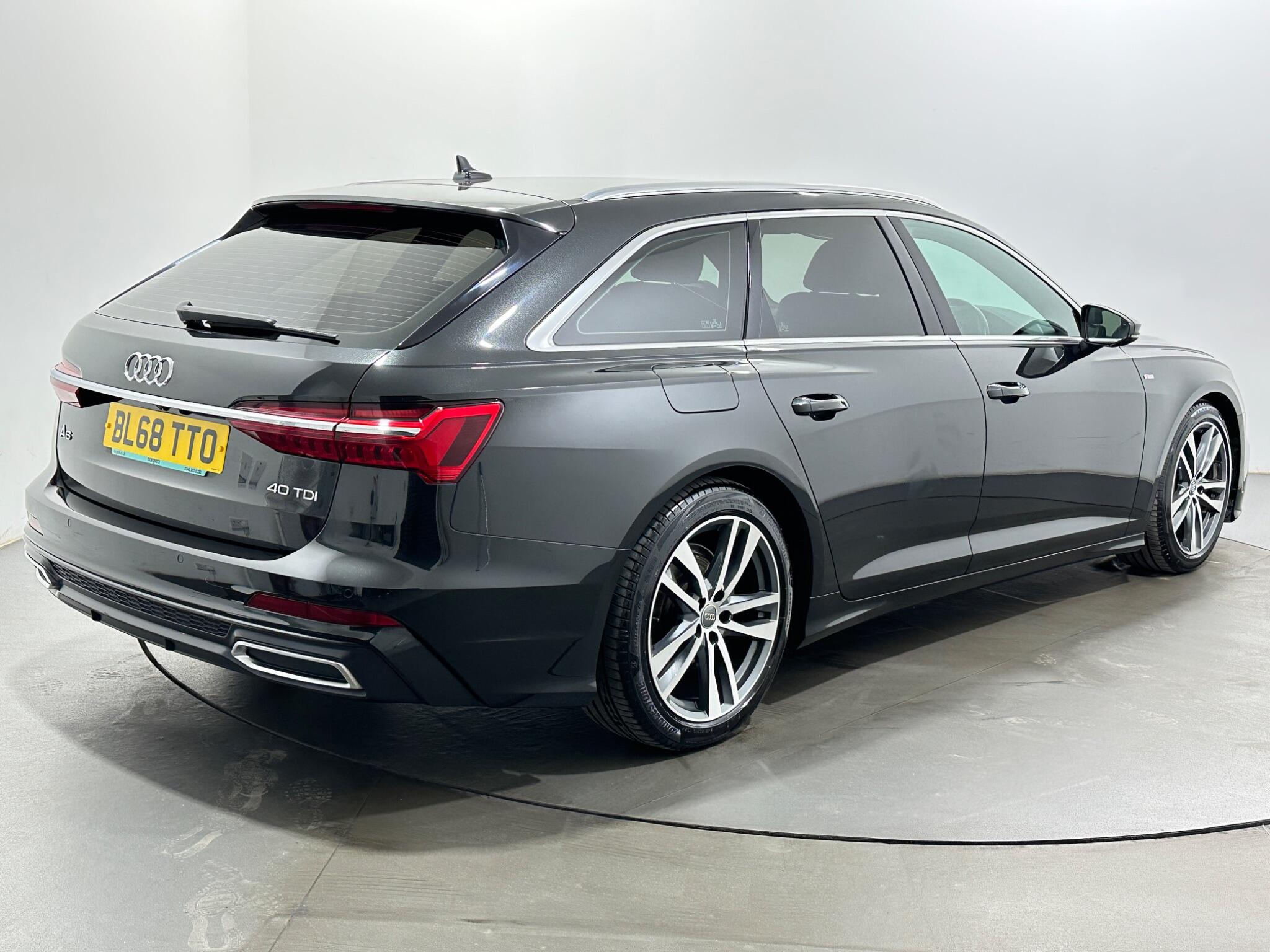 Audi A6 view 8