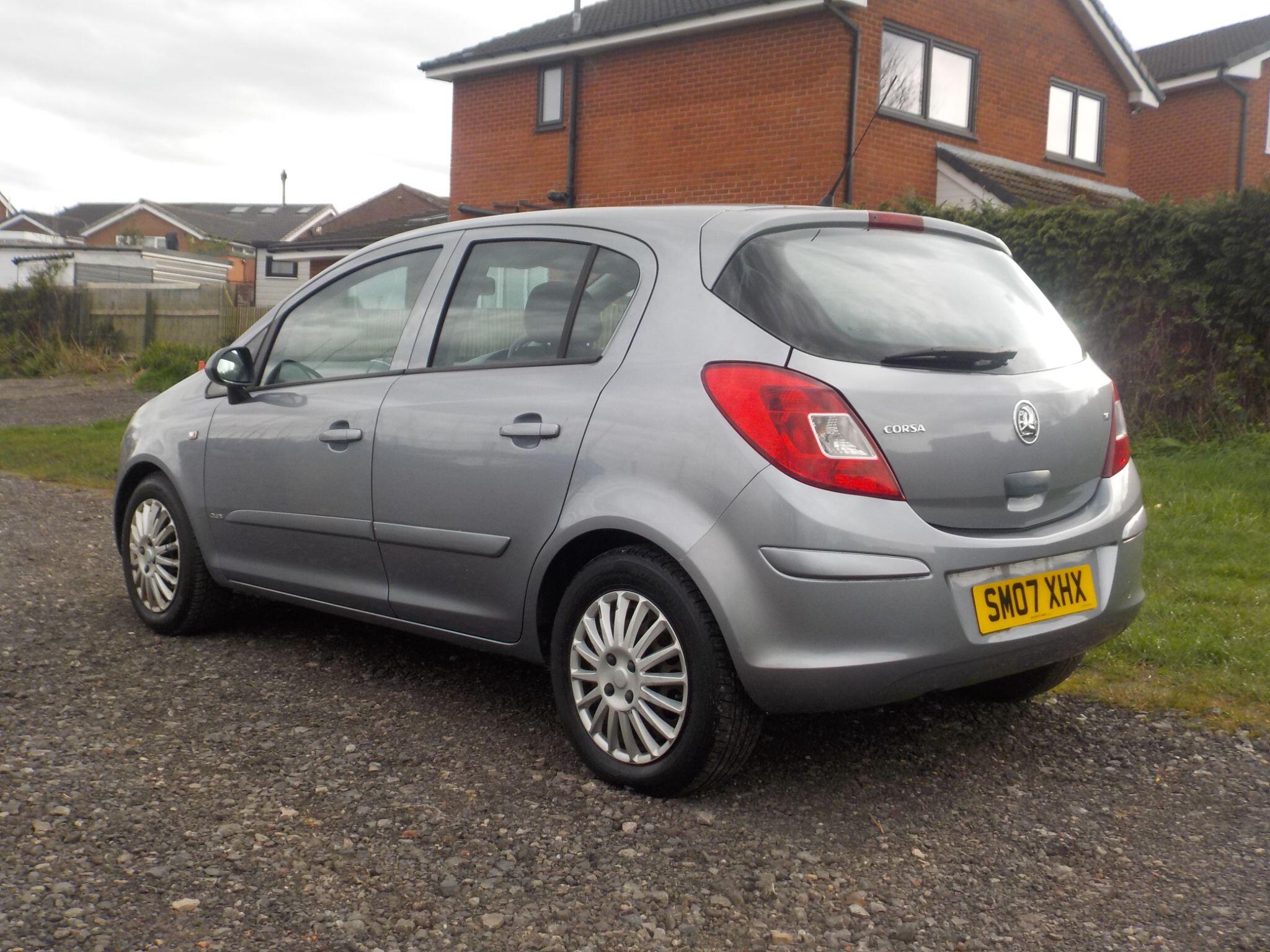 Vauxhall Corsa 1.4i 16v Club 5dr