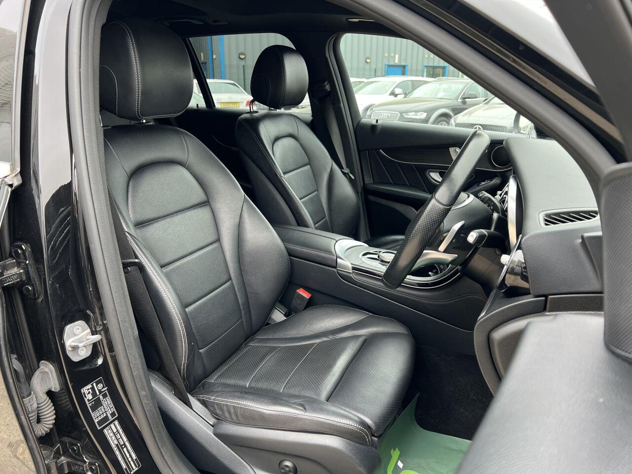 Mercedes-Benz GLC view 21