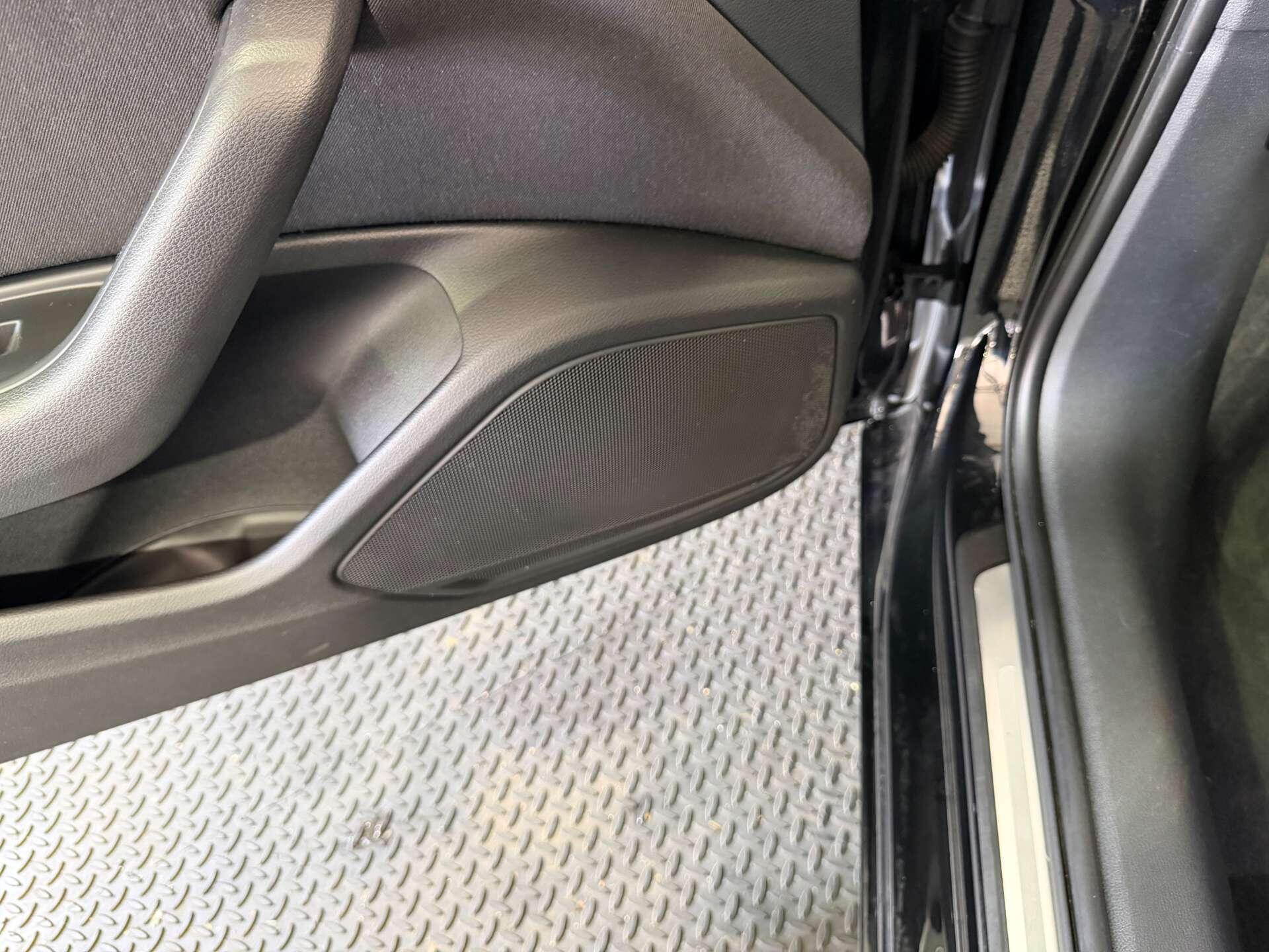 Audi A4 view 66