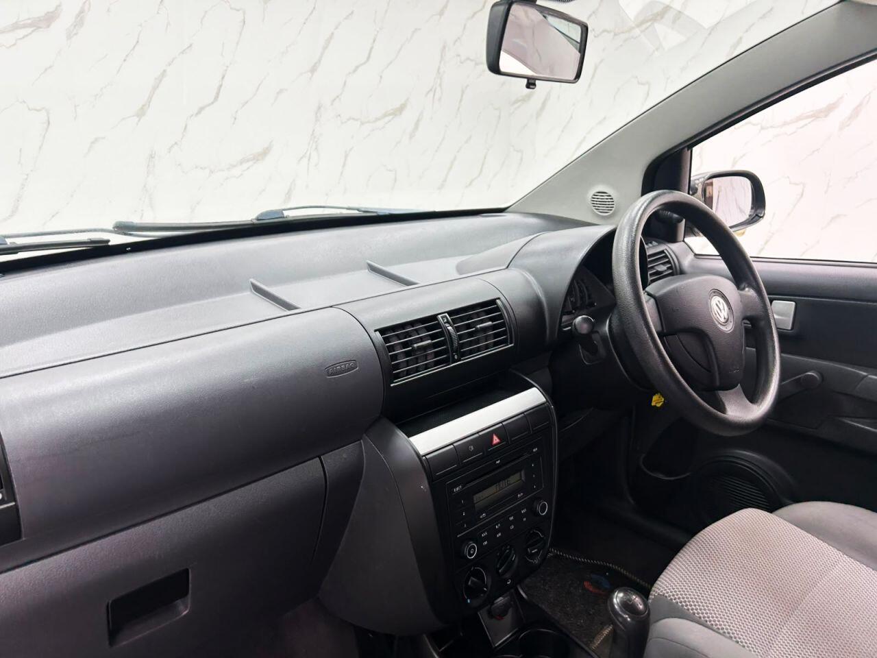 Volkswagen Fox view 14