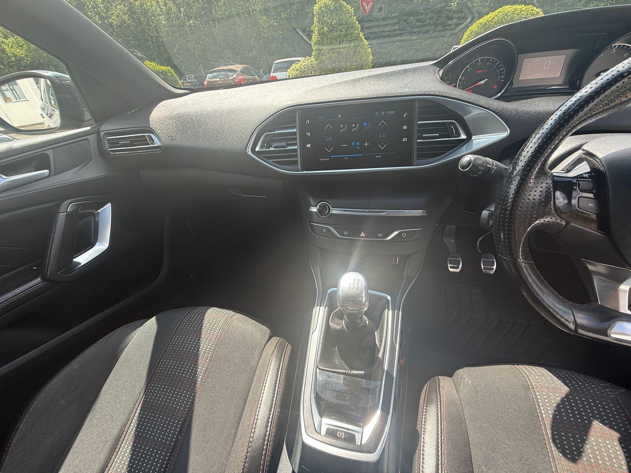 2018 Peugeot 308 1.6 BlueHDi GT Line Euro 6 (s/s) 5dr • 76,000 miles image 26
