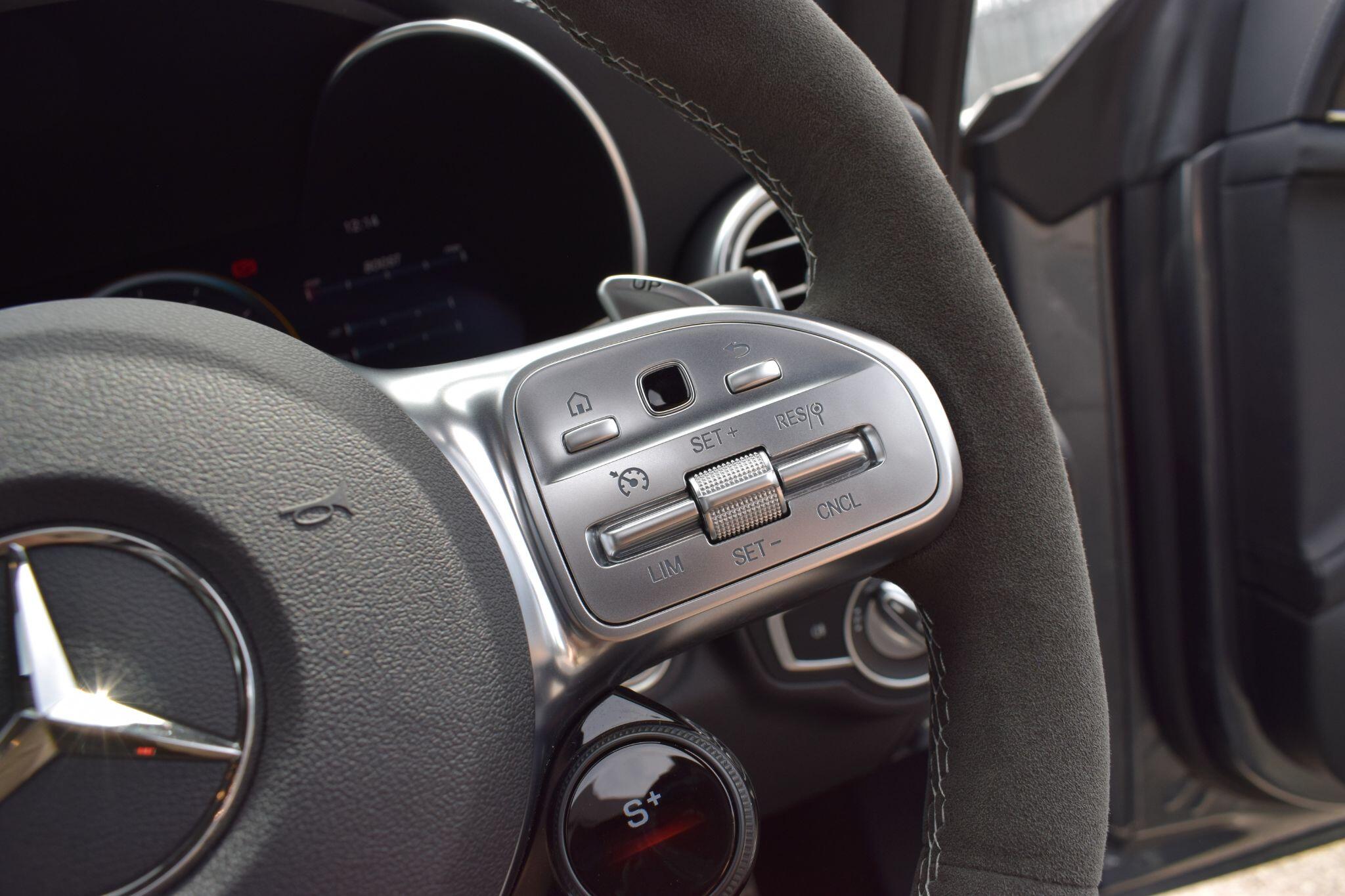 Mercedes-Benz C-Class view 30