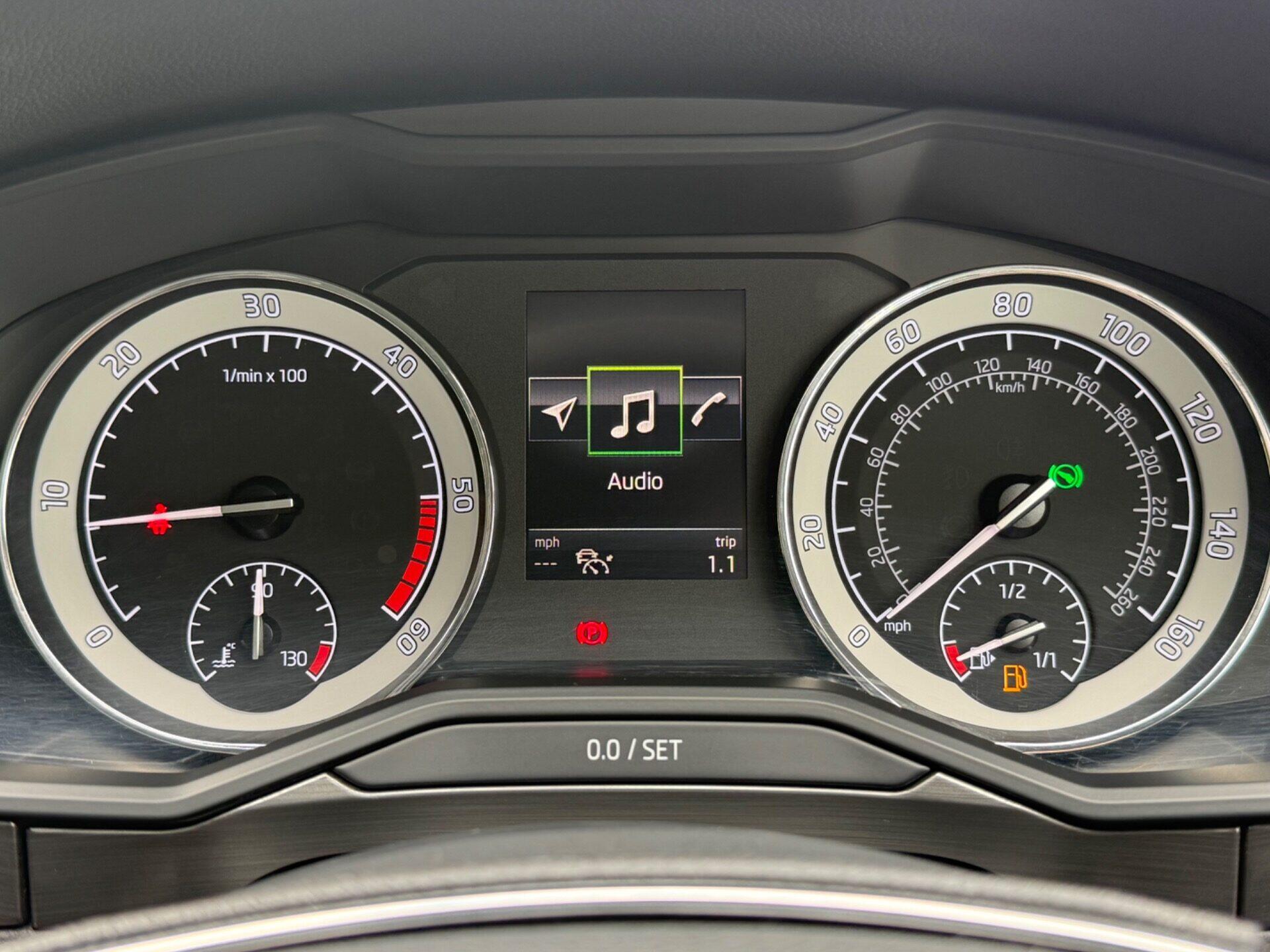 Skoda Superb view 43