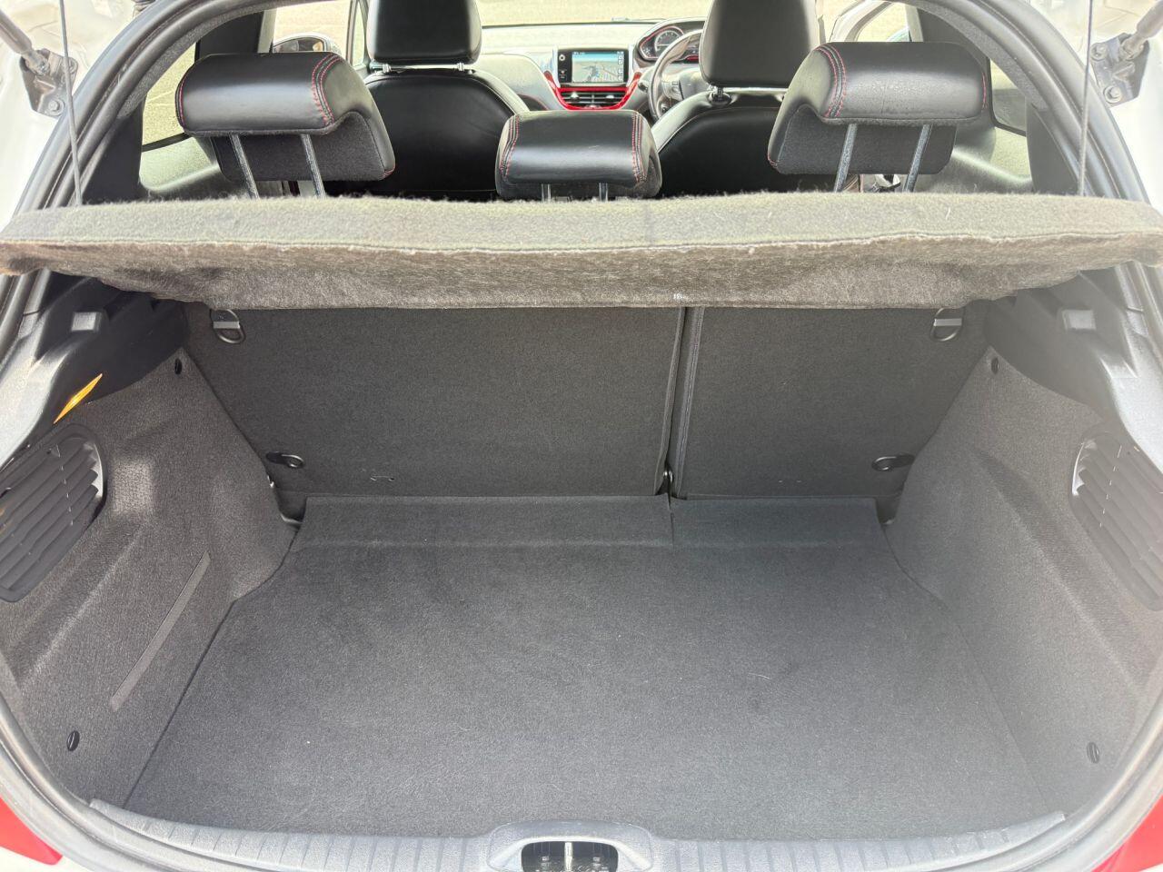 Peugeot 208 view 35