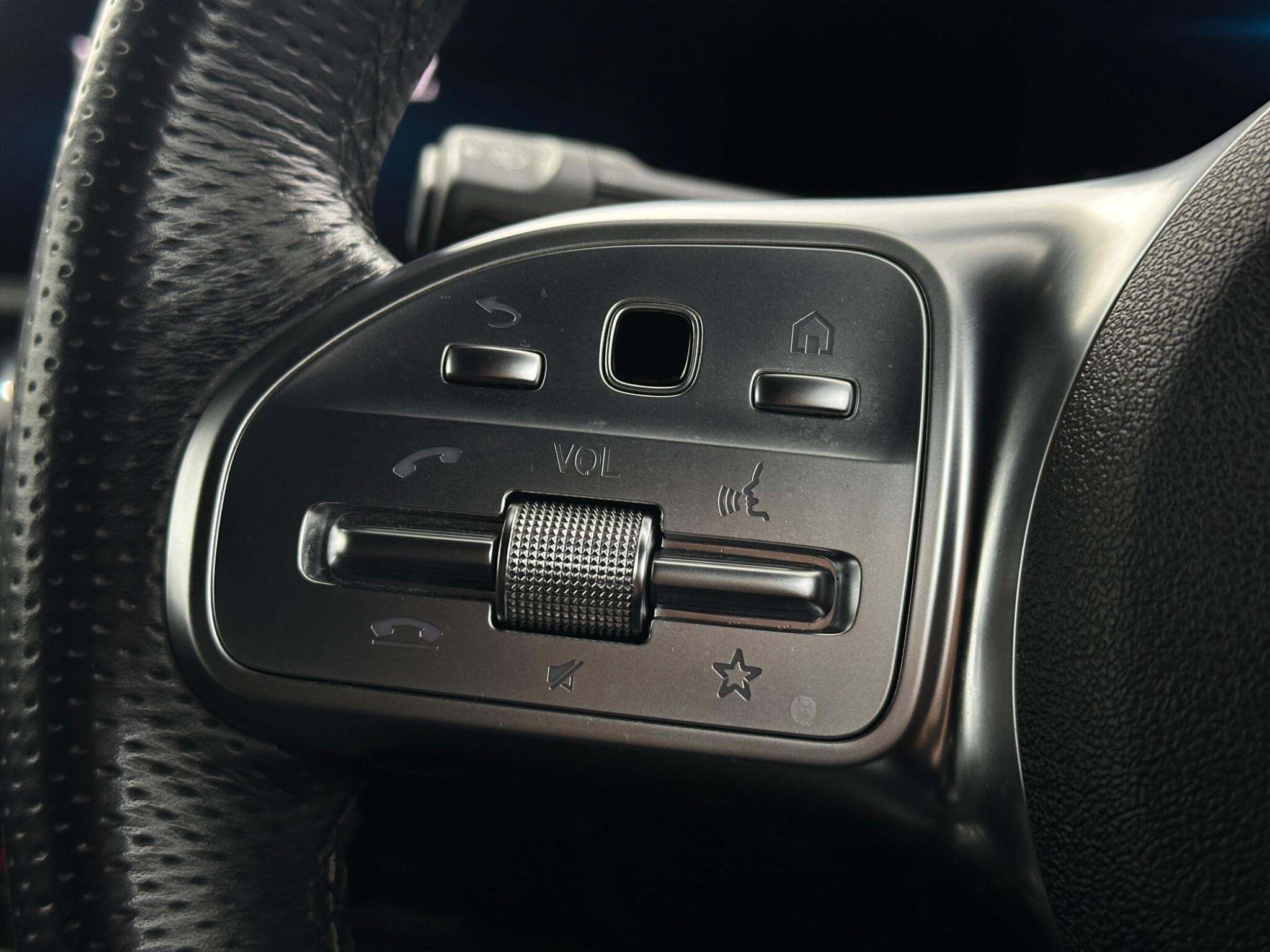 Mercedes-Benz Cla view 14