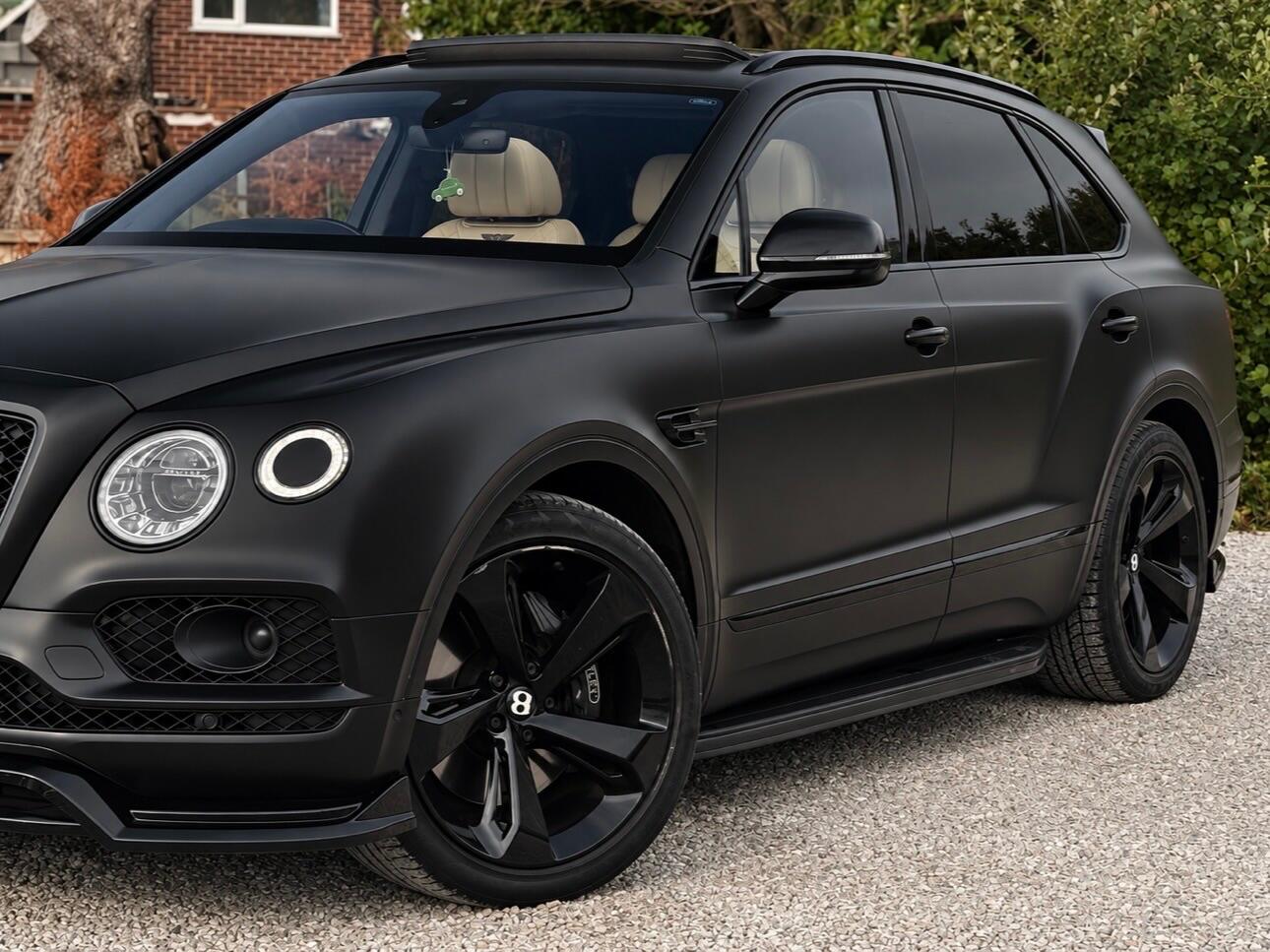 Bentley Bentayga view 73