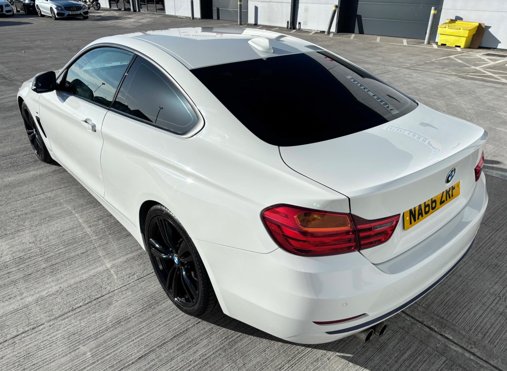 BMW 4 Series view 10