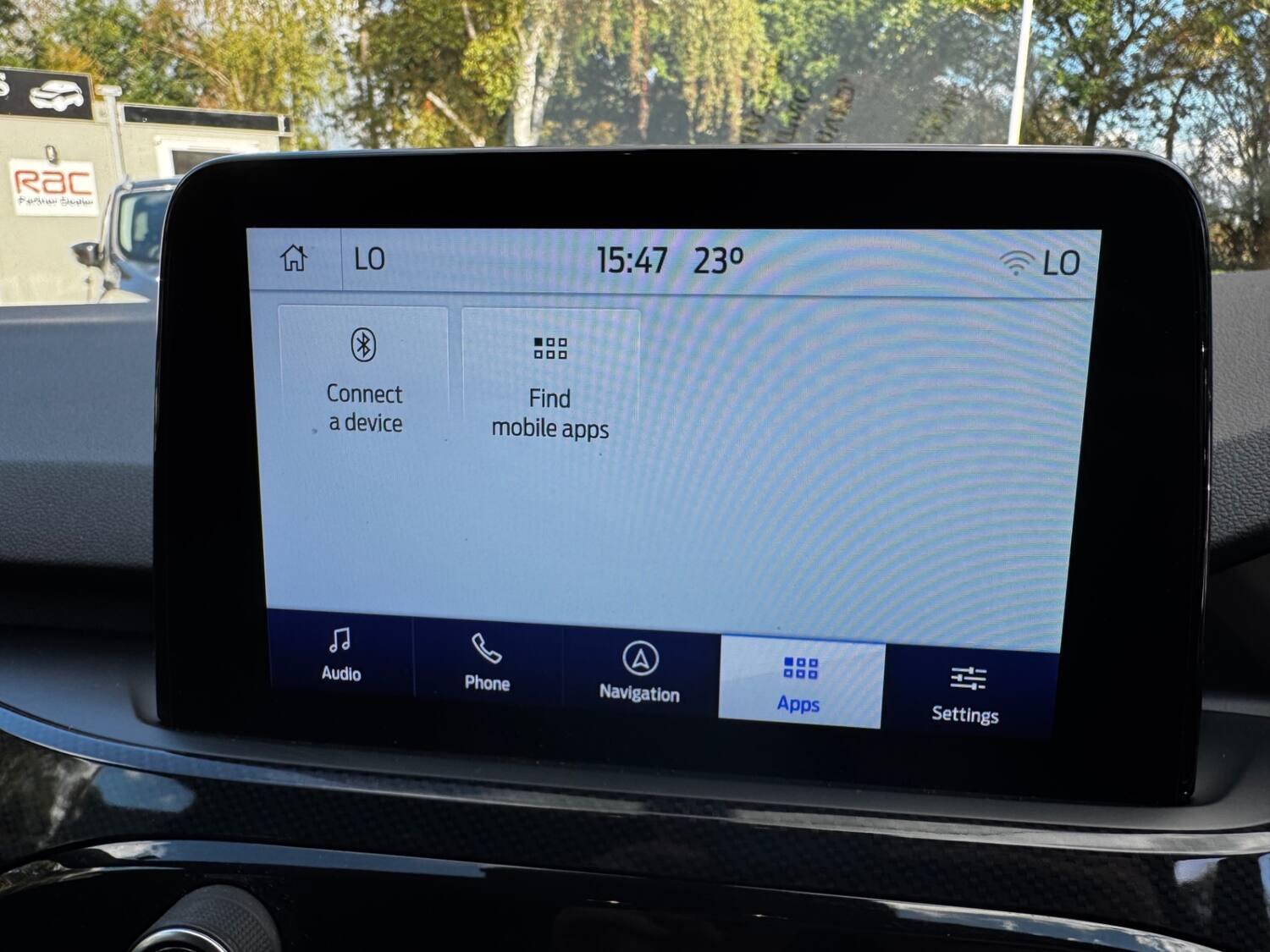 Ford Kuga view 34