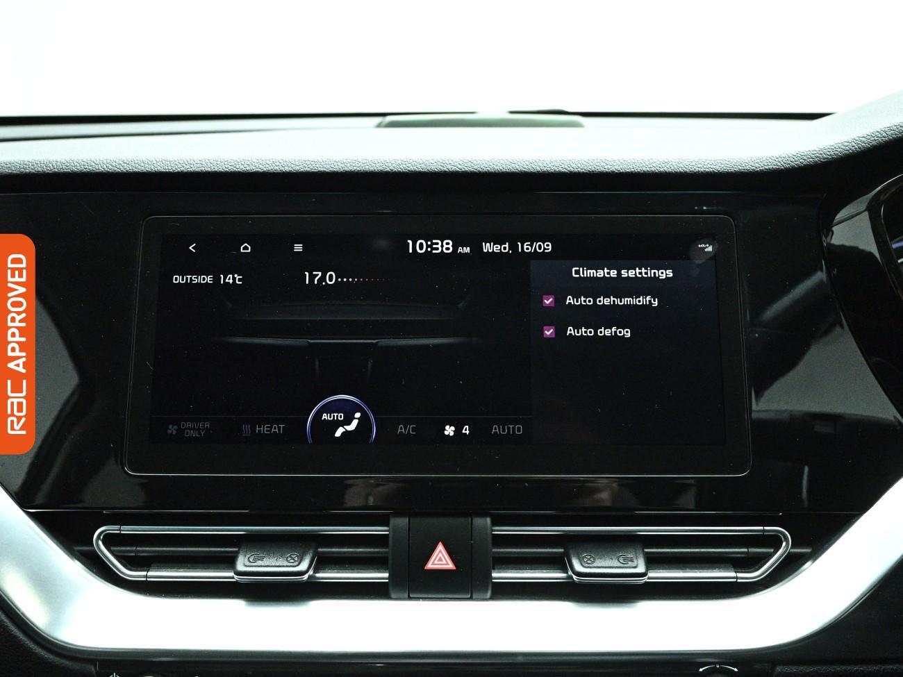 Kia Niro view 24