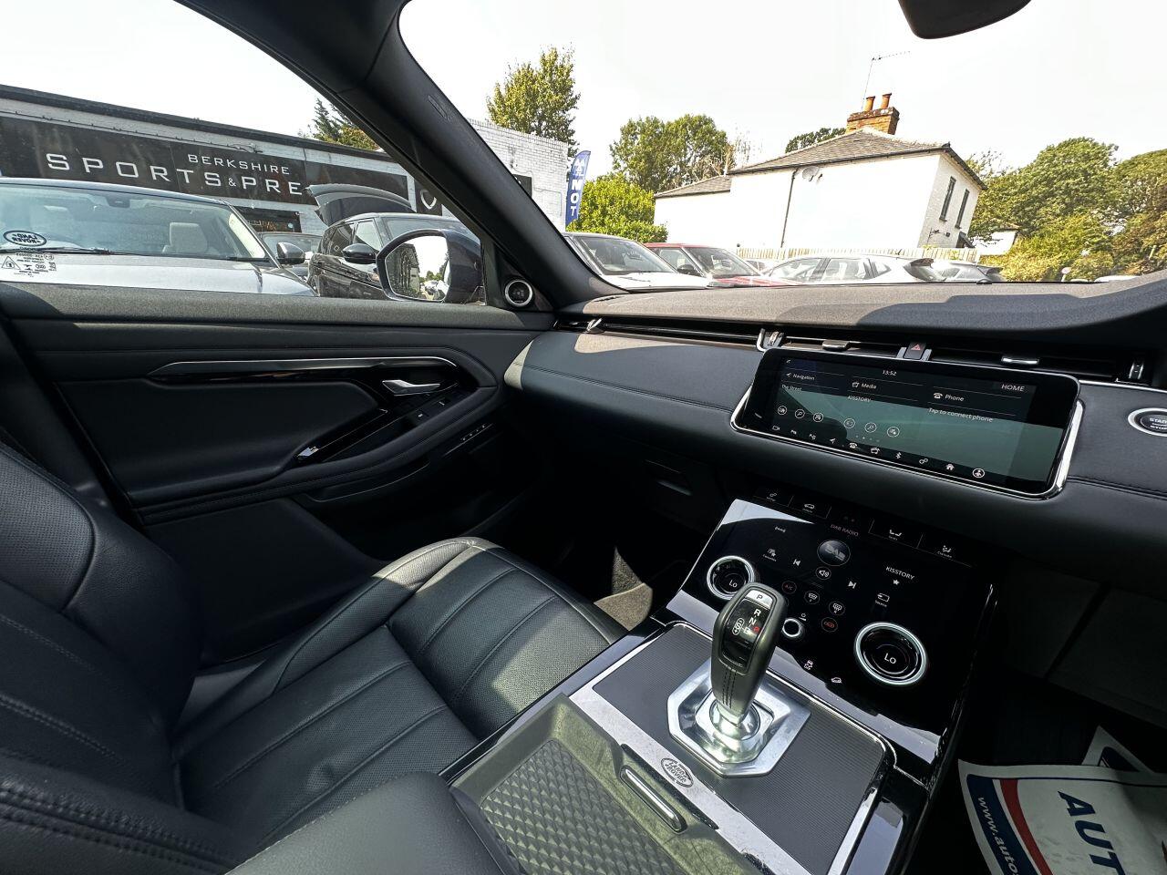 Land Rover Range Rover Evoque view 31
