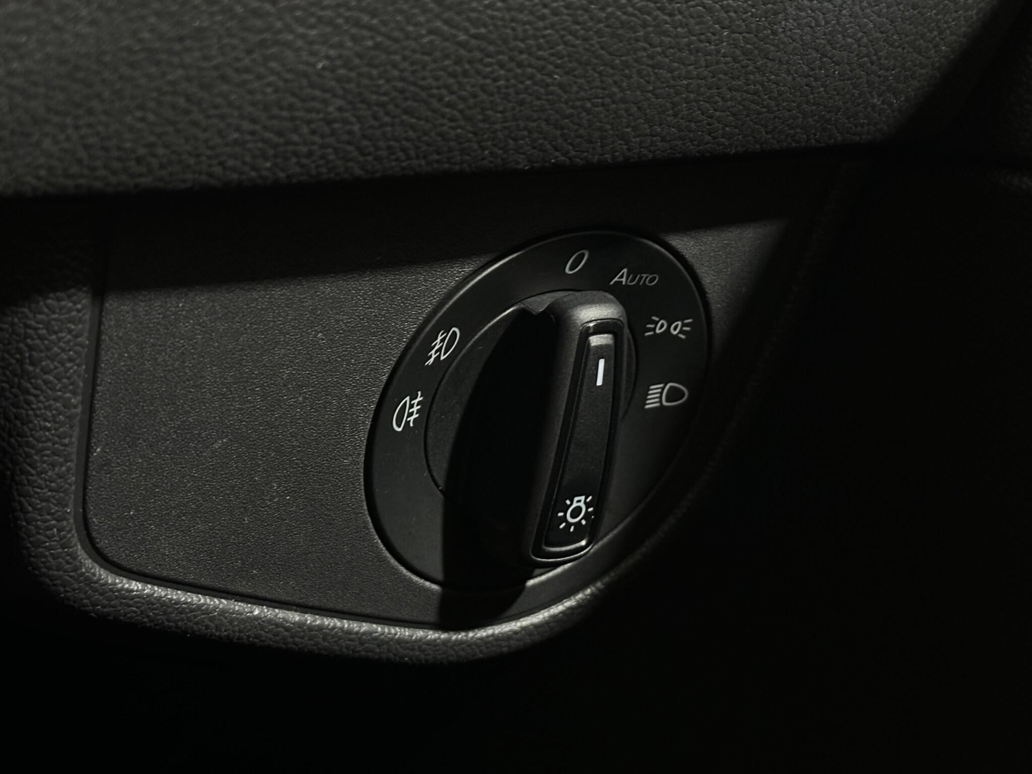 Volkswagen Polo view 18