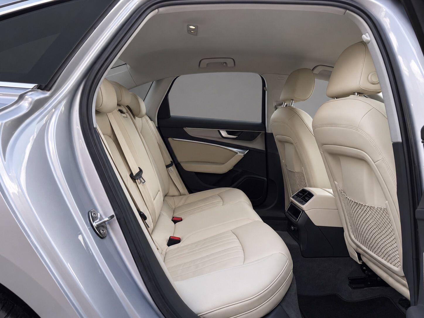 Audi A6 view 33