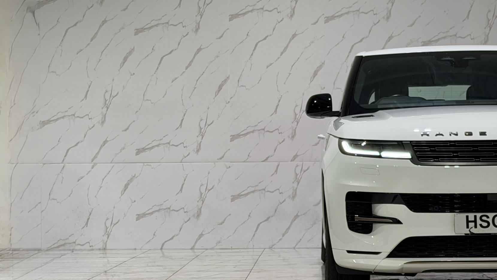 Land Rover Range Rover Sport view 34