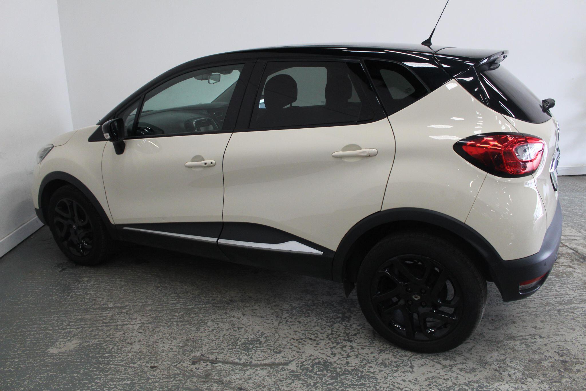 Renault Captur view 9