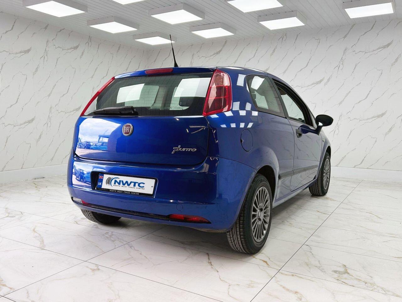 Fiat Grande Punto view 11