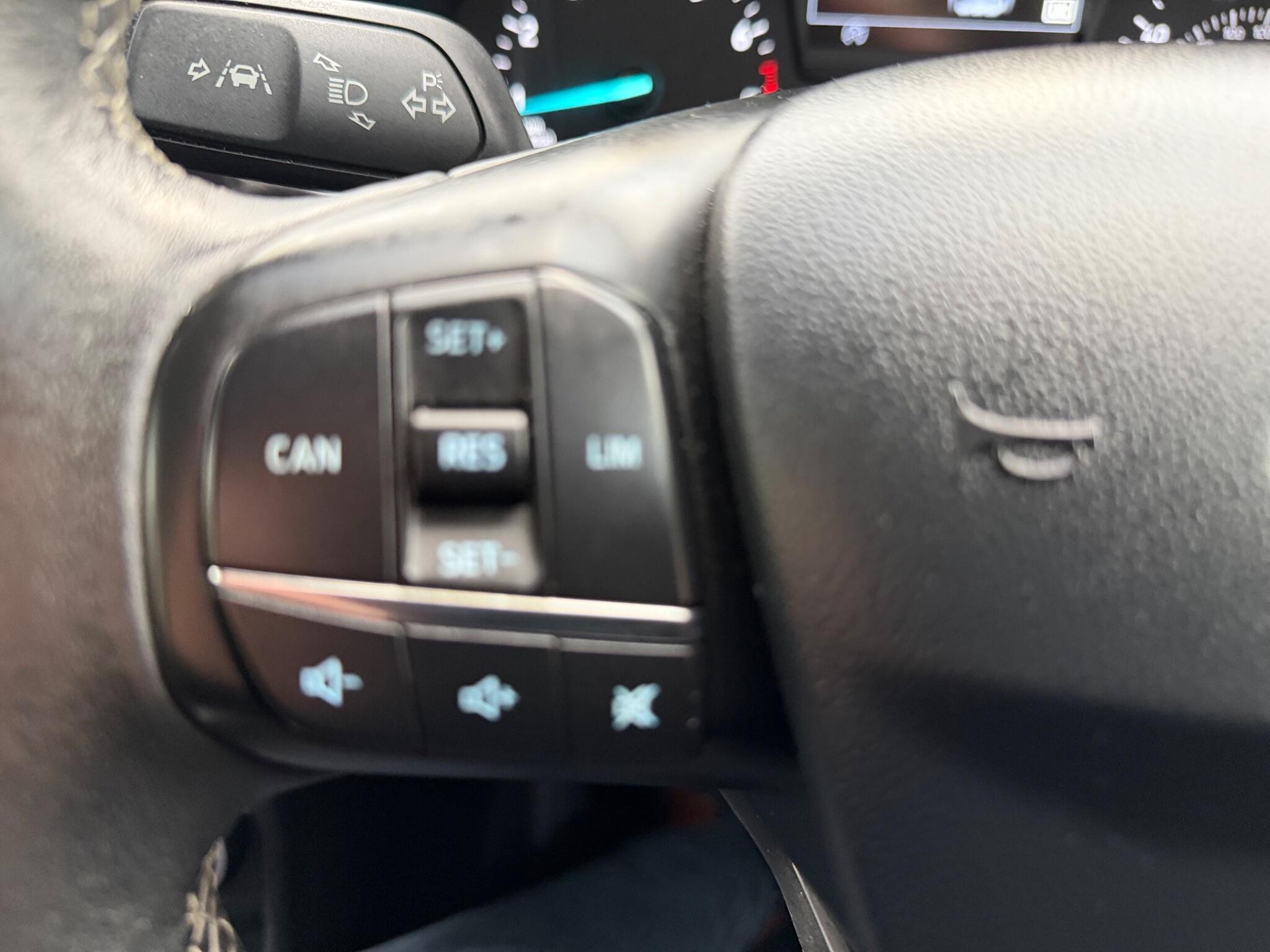 Ford Fiesta view 57