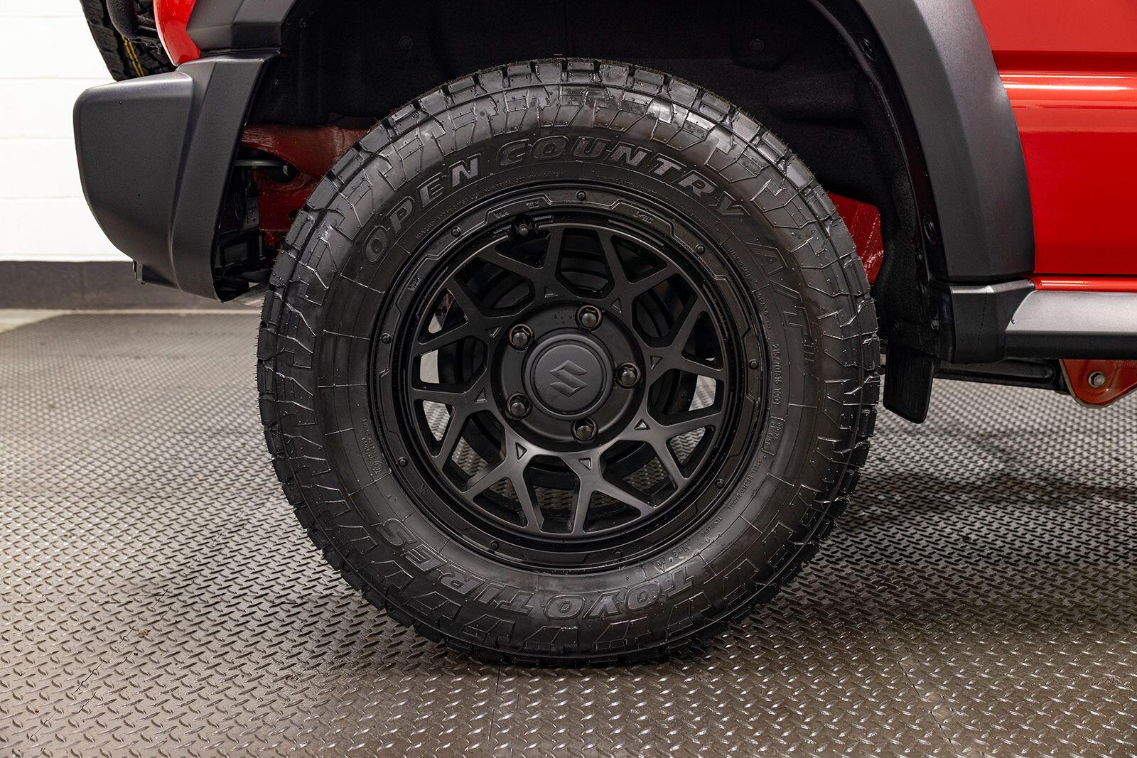 Suzuki Jimny view 65