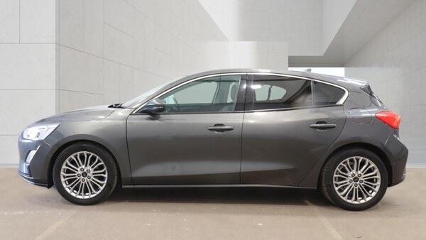 Ford Focus view 7