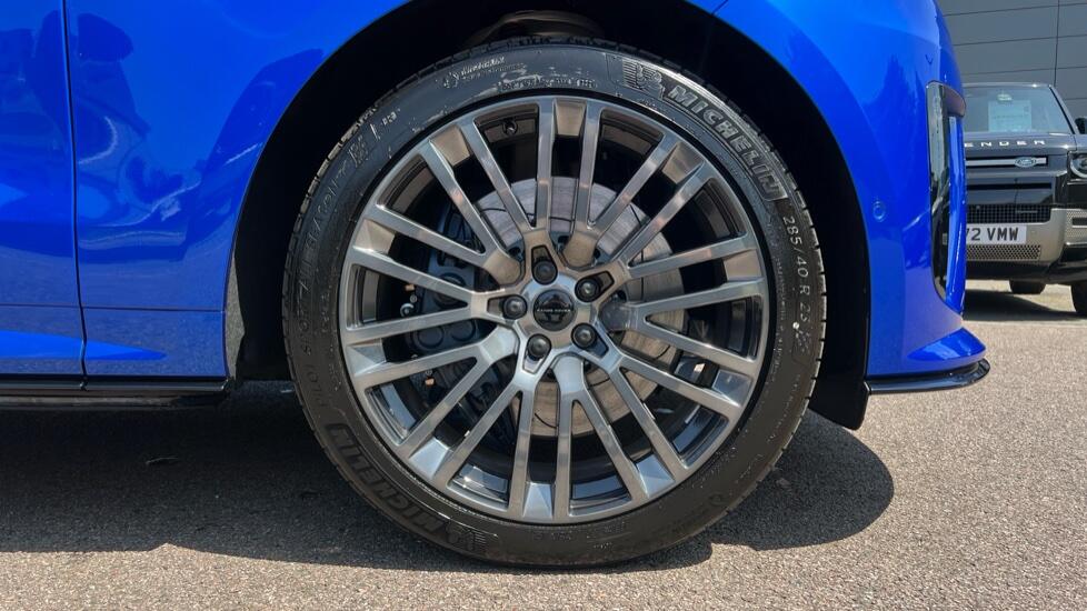 Land Rover Range Rover Sport view 8
