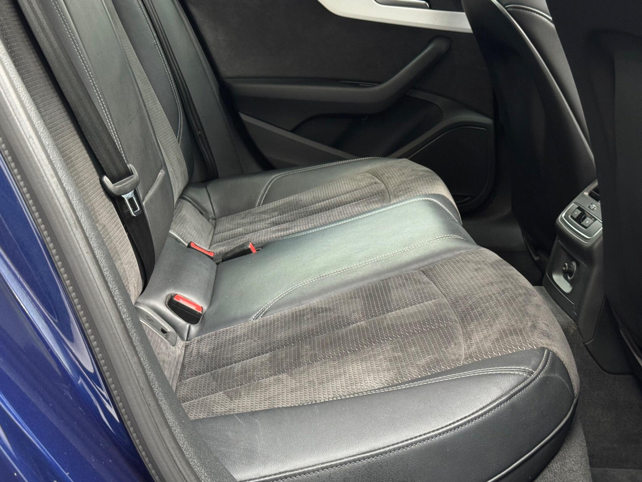 Audi A4 view 50
