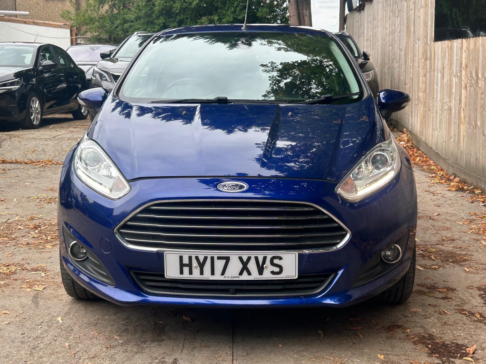 Ford Fiesta view 21