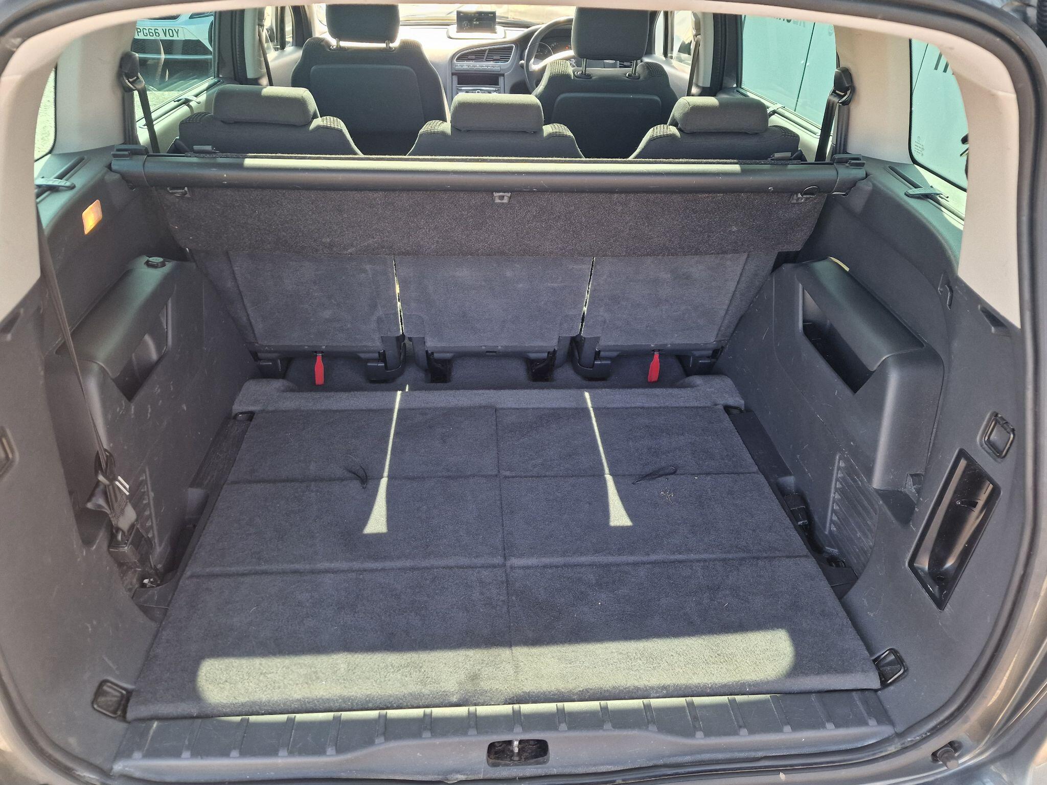 Peugeot 5008 view 52