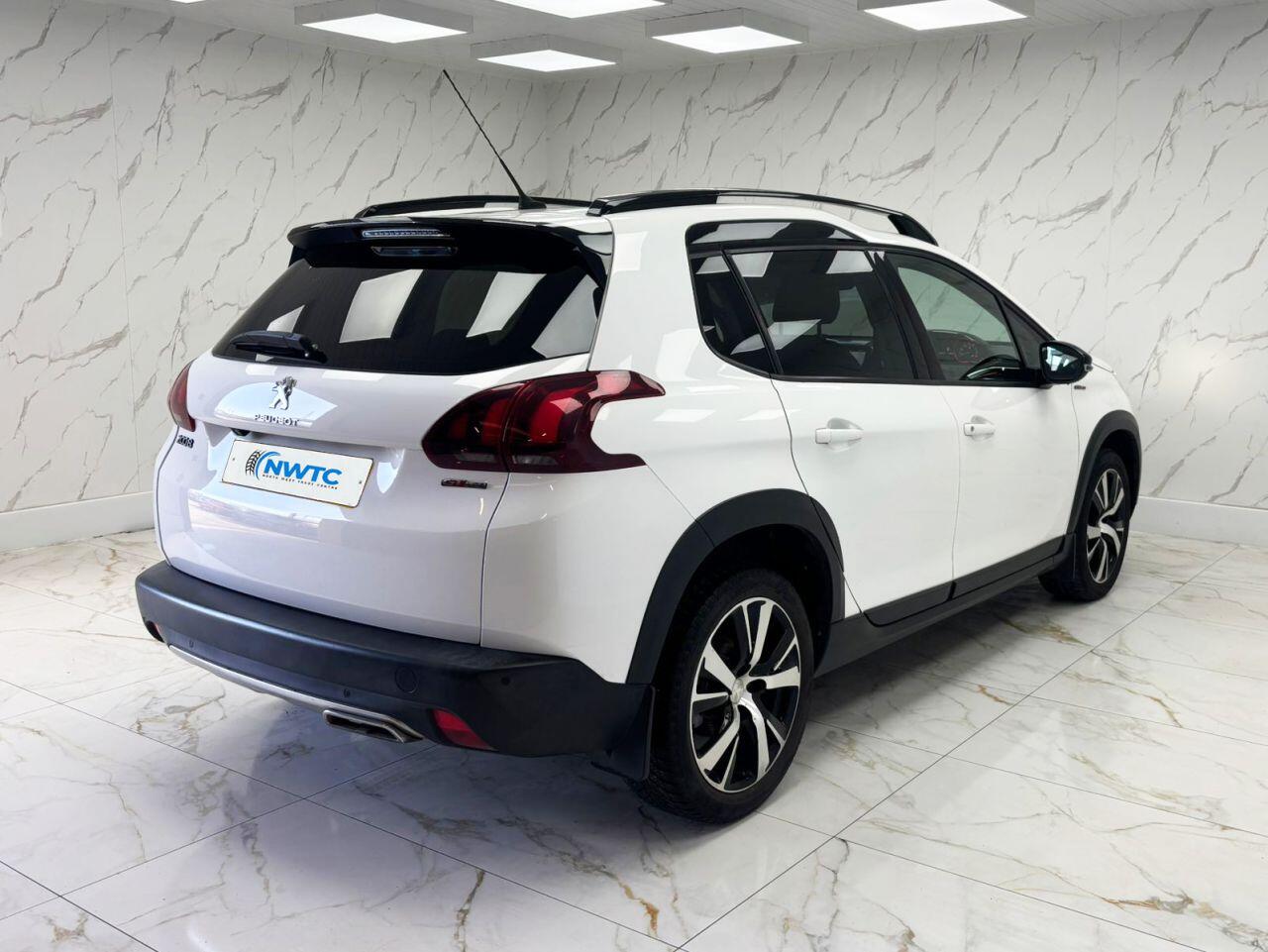 Peugeot 2008 view 13