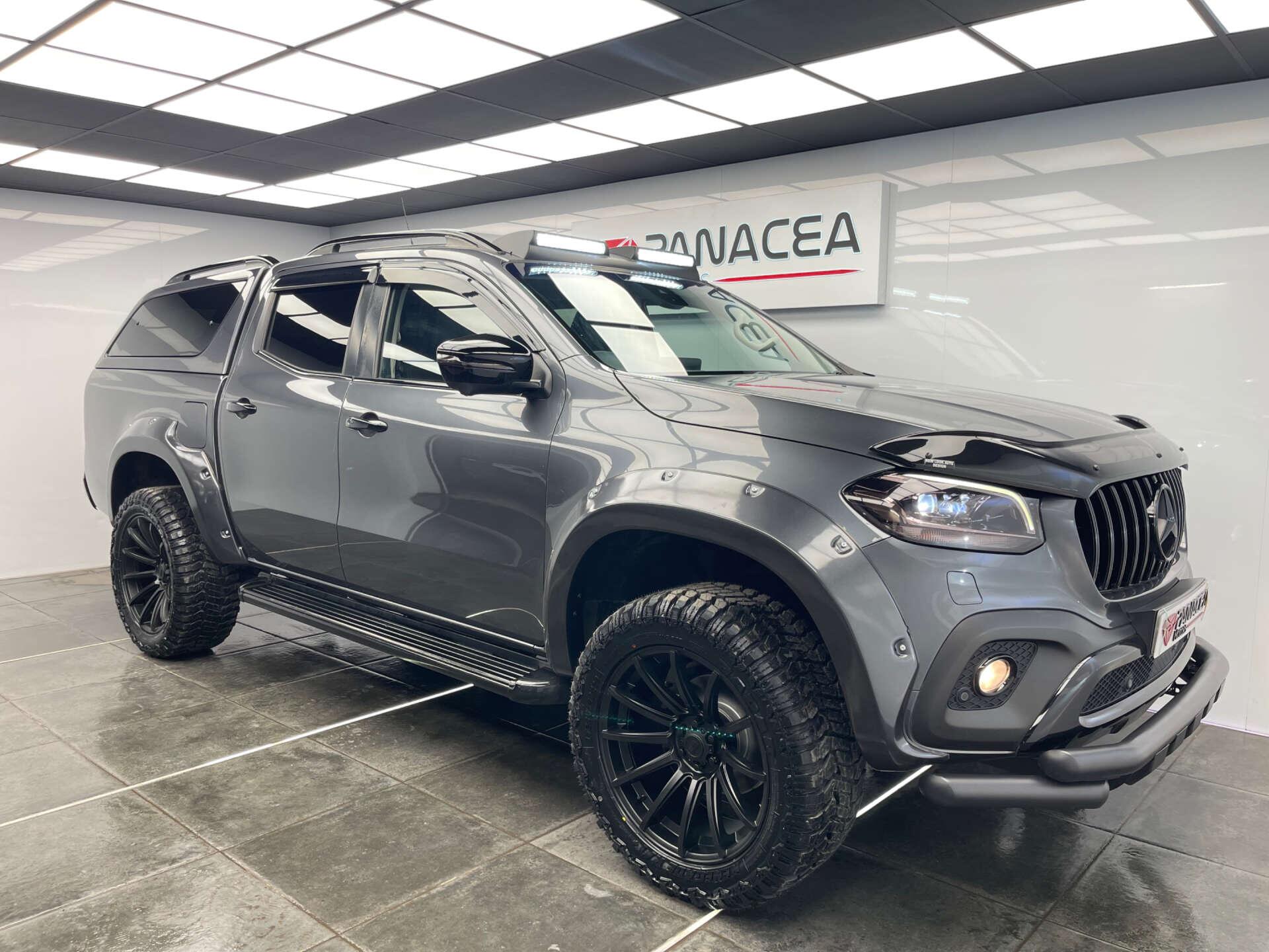 Mercedes-Benz X Class view 10