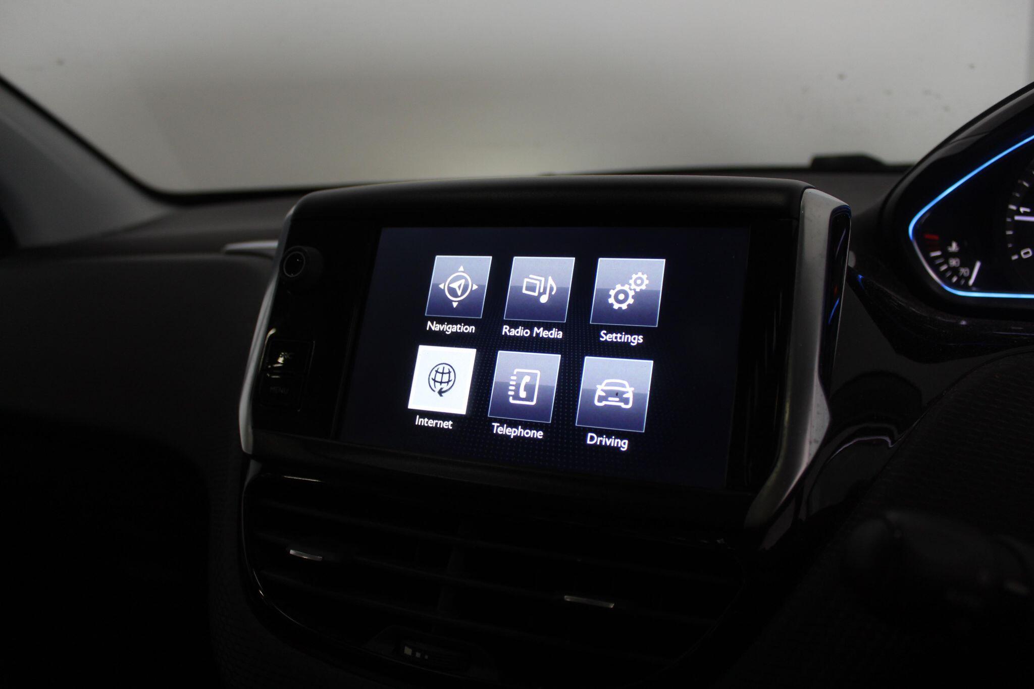 Peugeot 2008 view 36