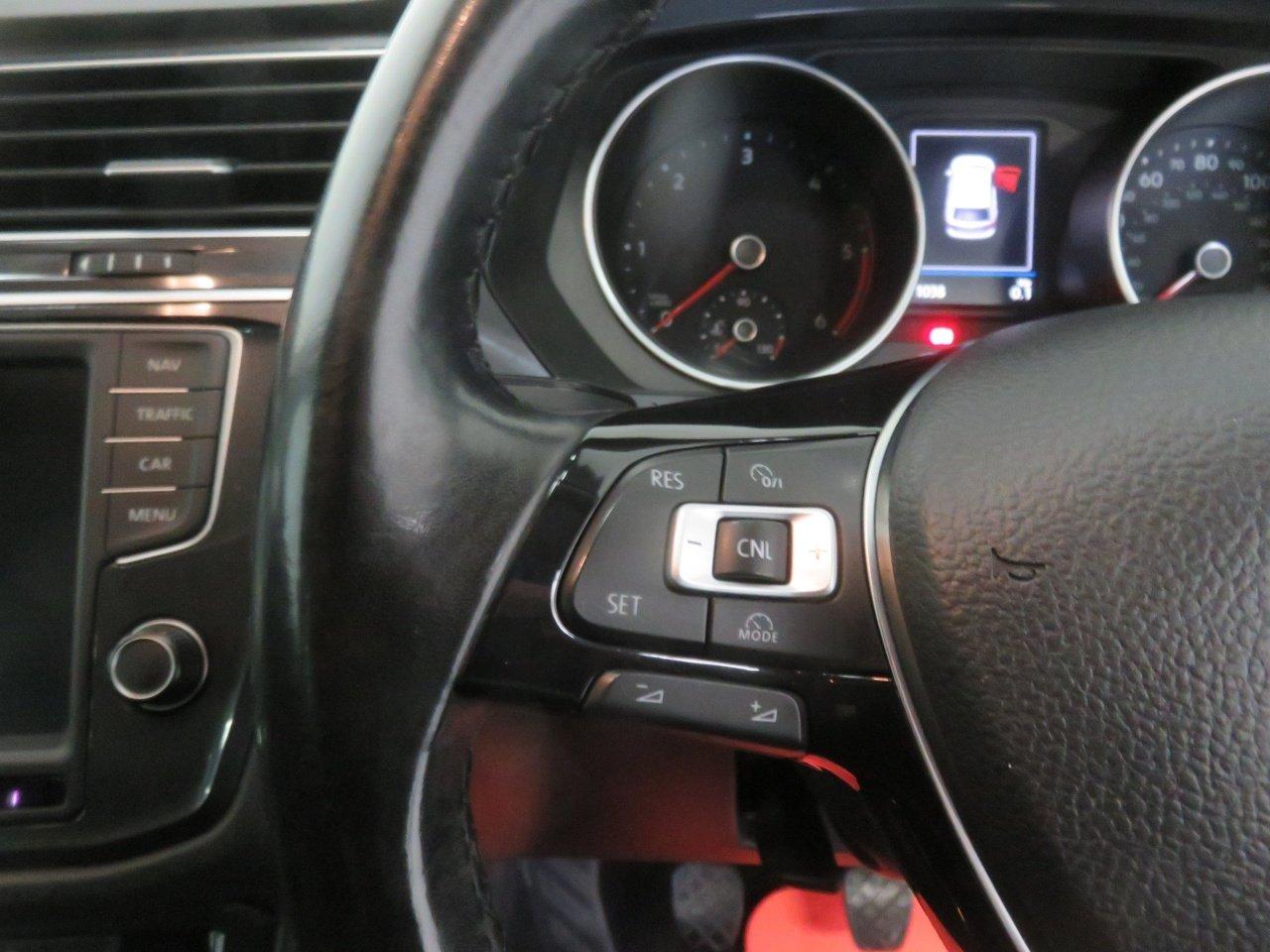 Volkswagen Tiguan view 42