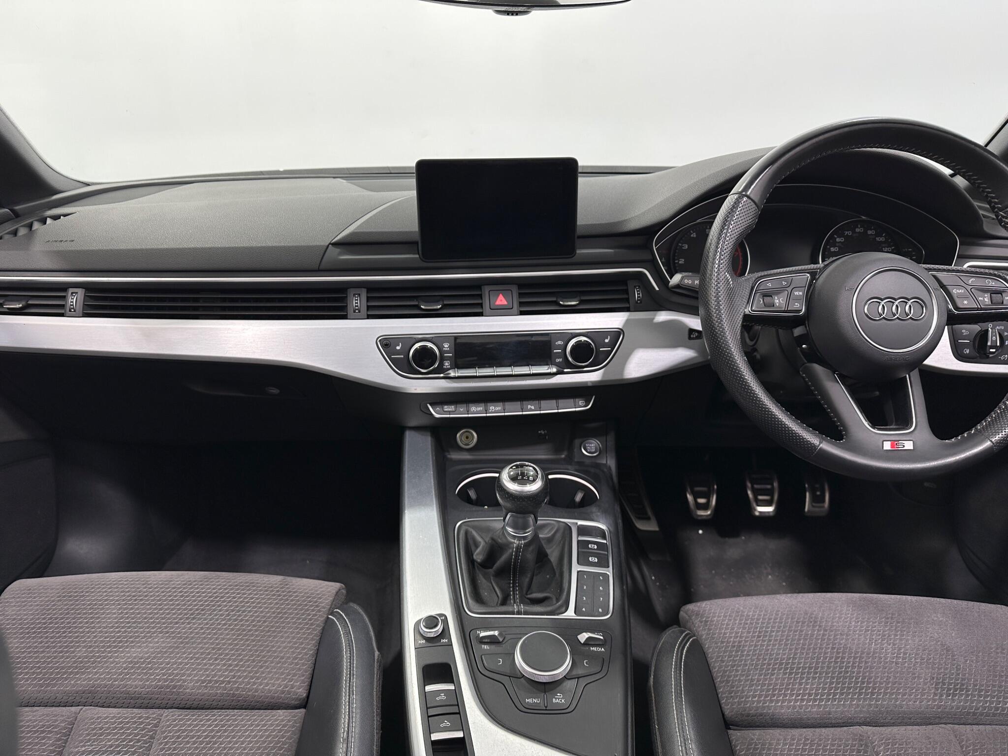 Audi A5 view 20
