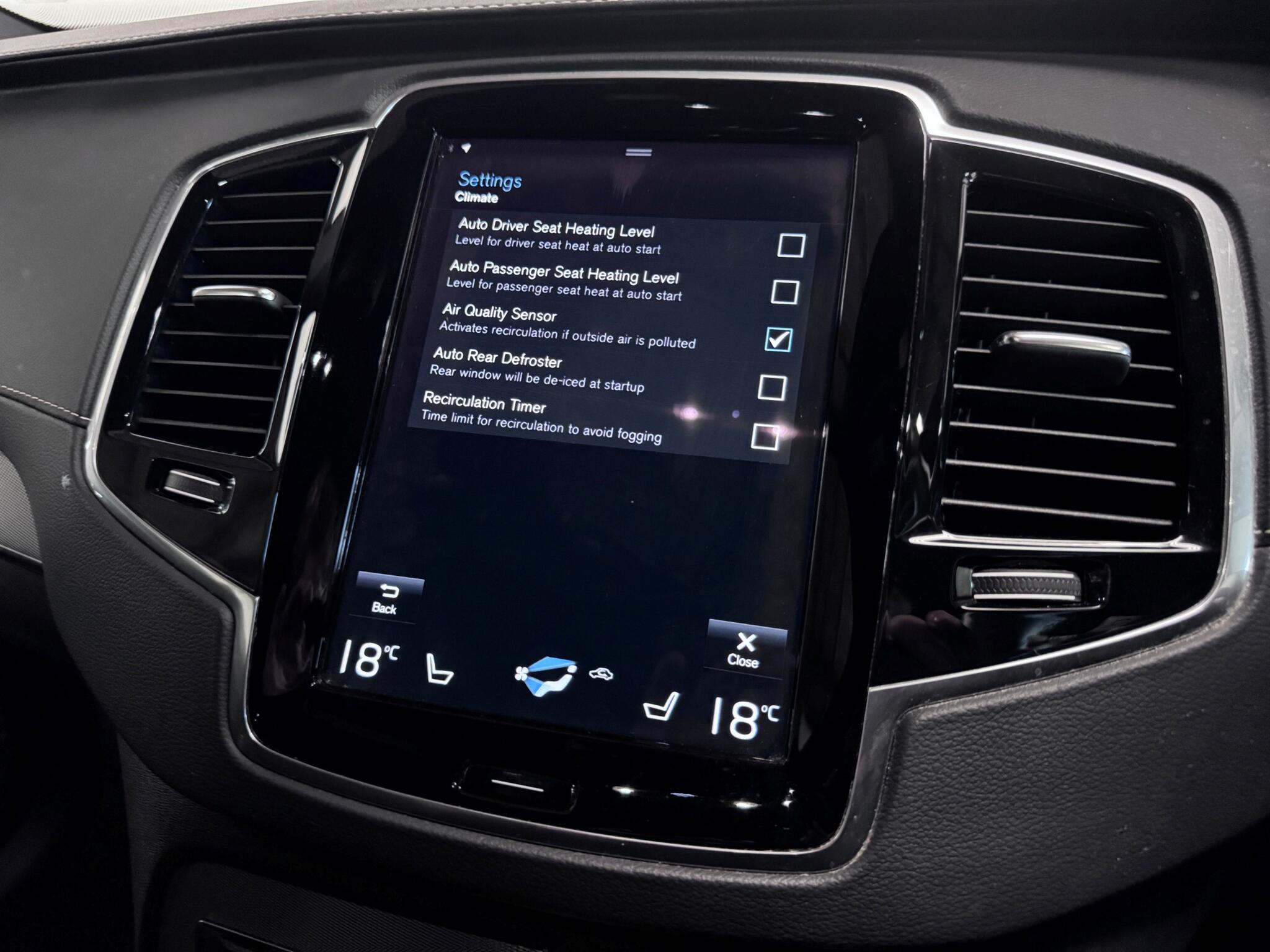 Volvo XC90 view 59