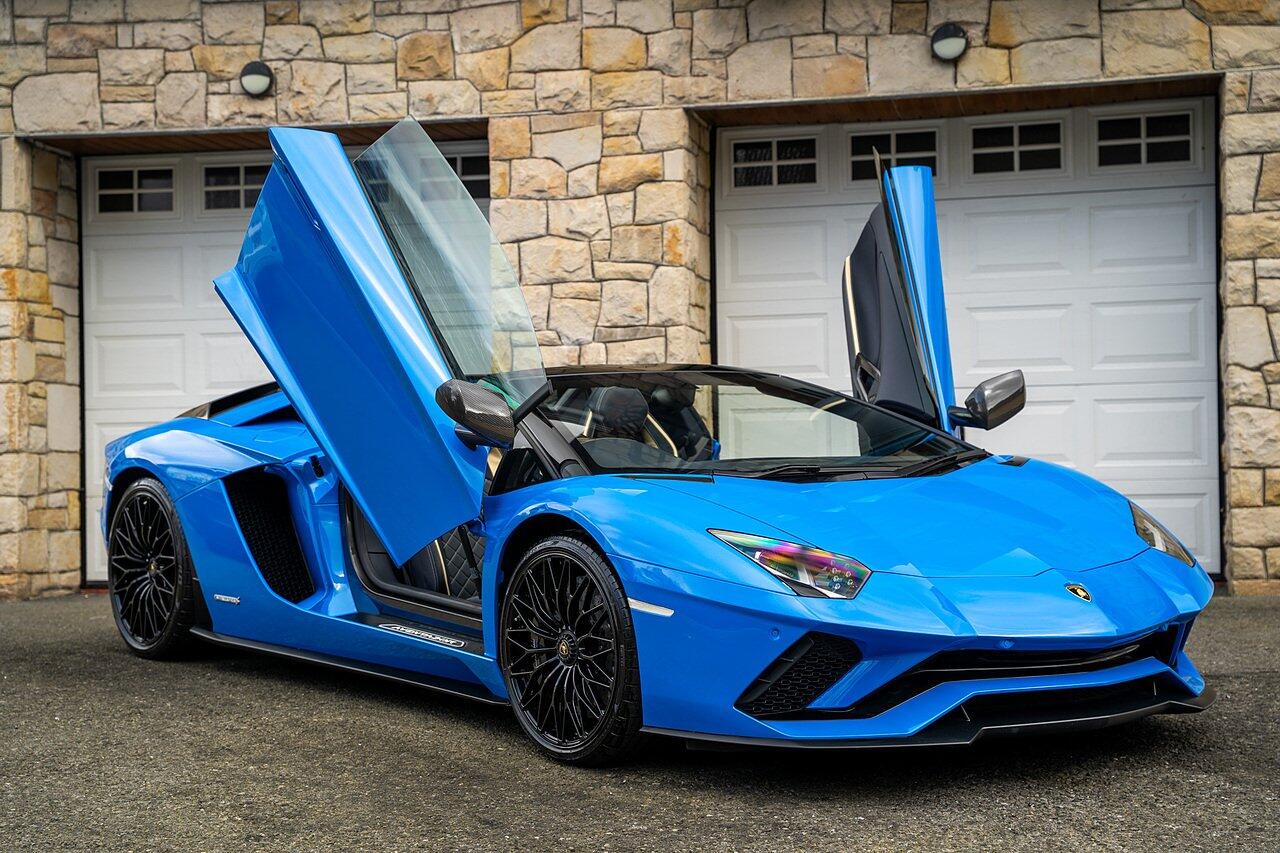 Lamborghini Aventador view 2